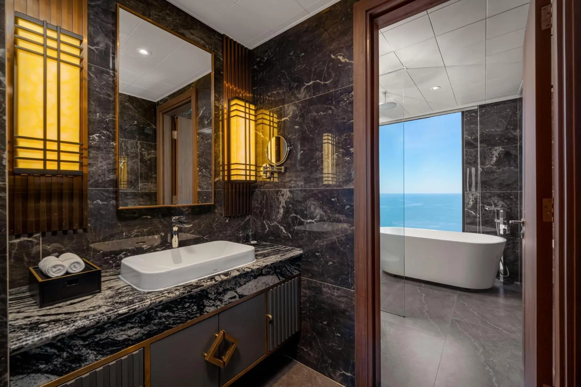 Bathroom in Peninsula Hotel Danang