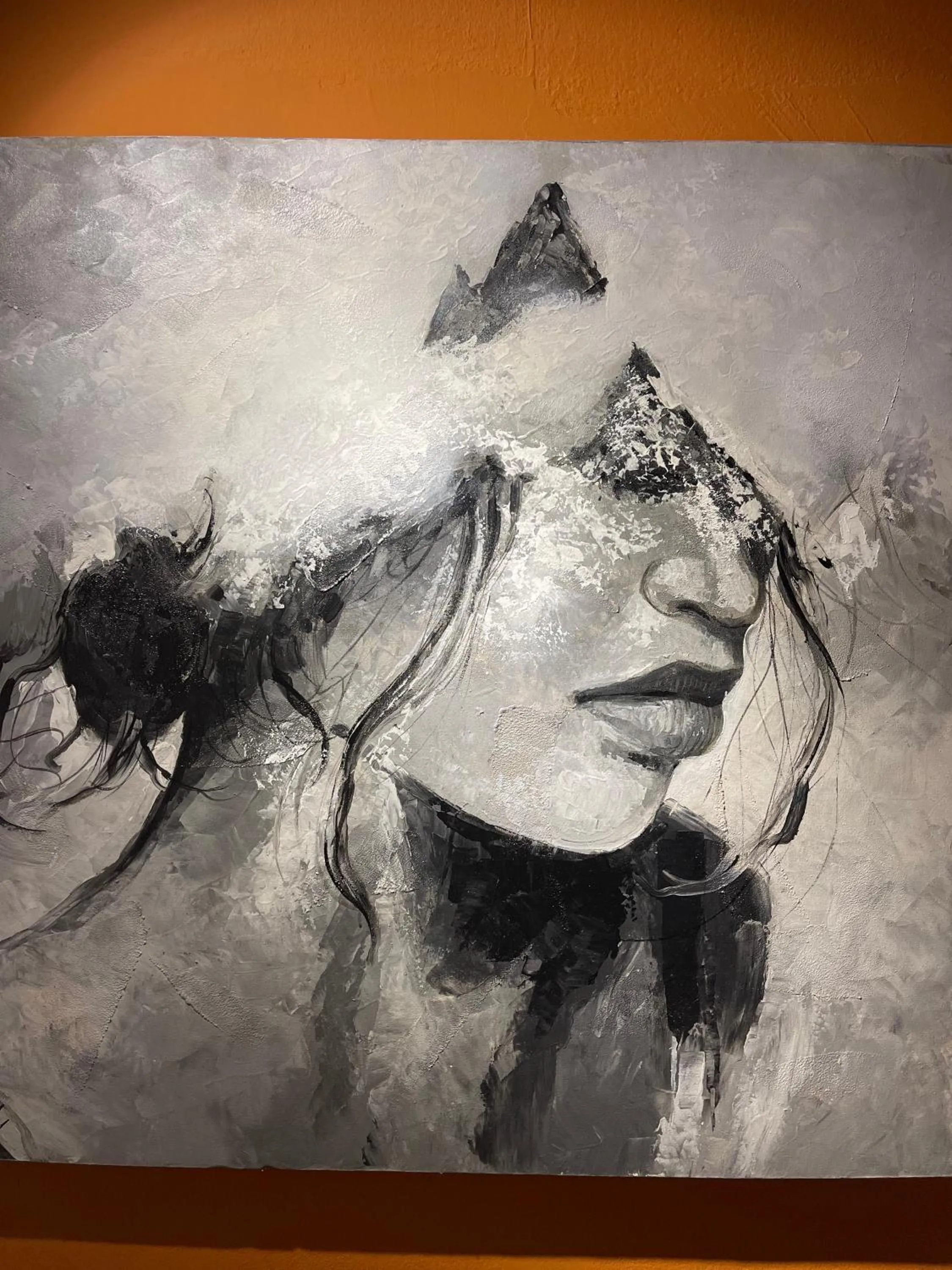 Decorative detail in Arch Dormitorio Cenang