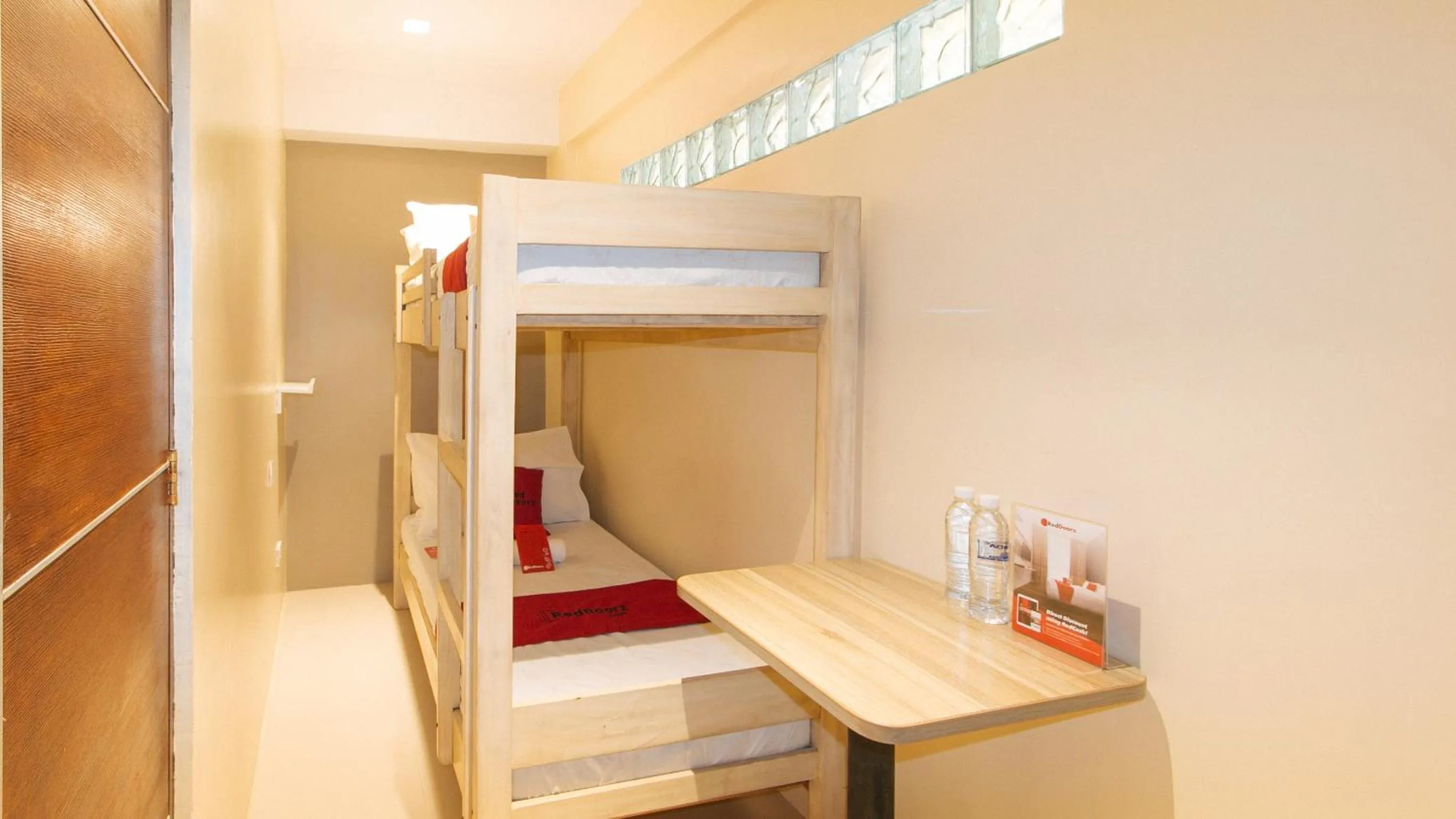 bunk bed, Bed in RedDooorz @ Laiya Vivo Hotel Batangas
