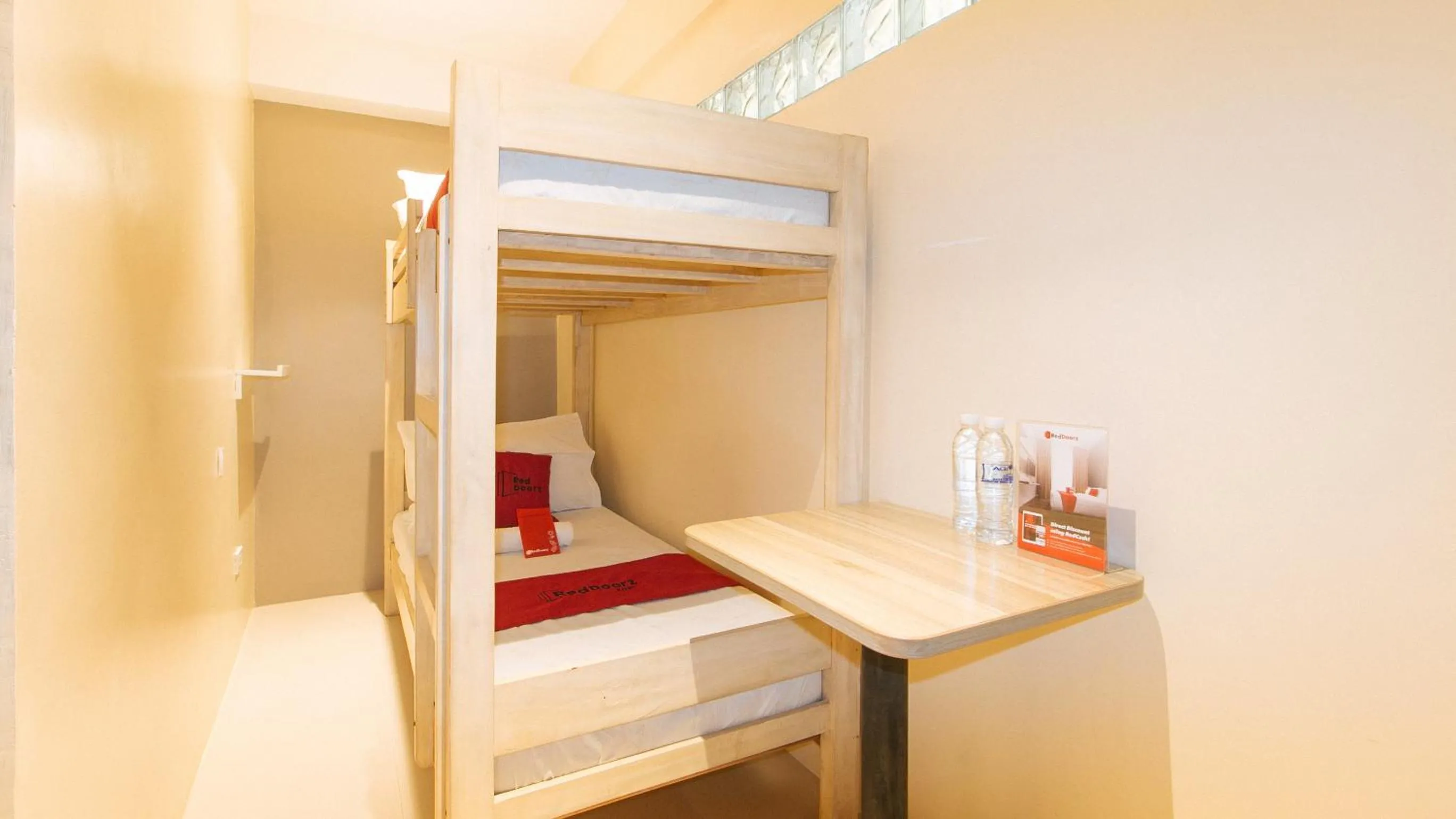 Bedroom, Bed in RedDooorz @ Laiya Vivo Hotel Batangas