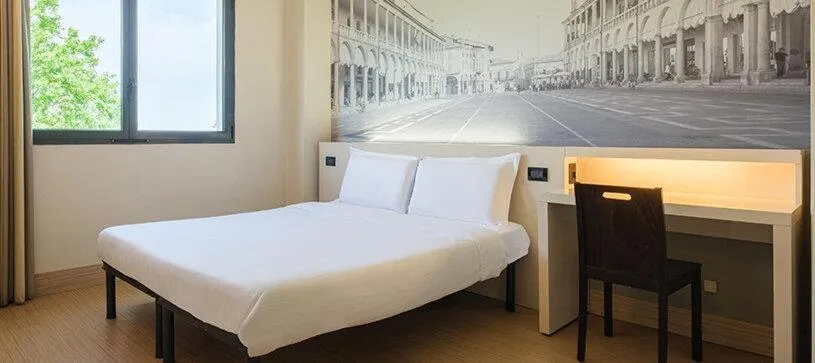 Photo of the whole room, Bed in B&B Hotel Faenza