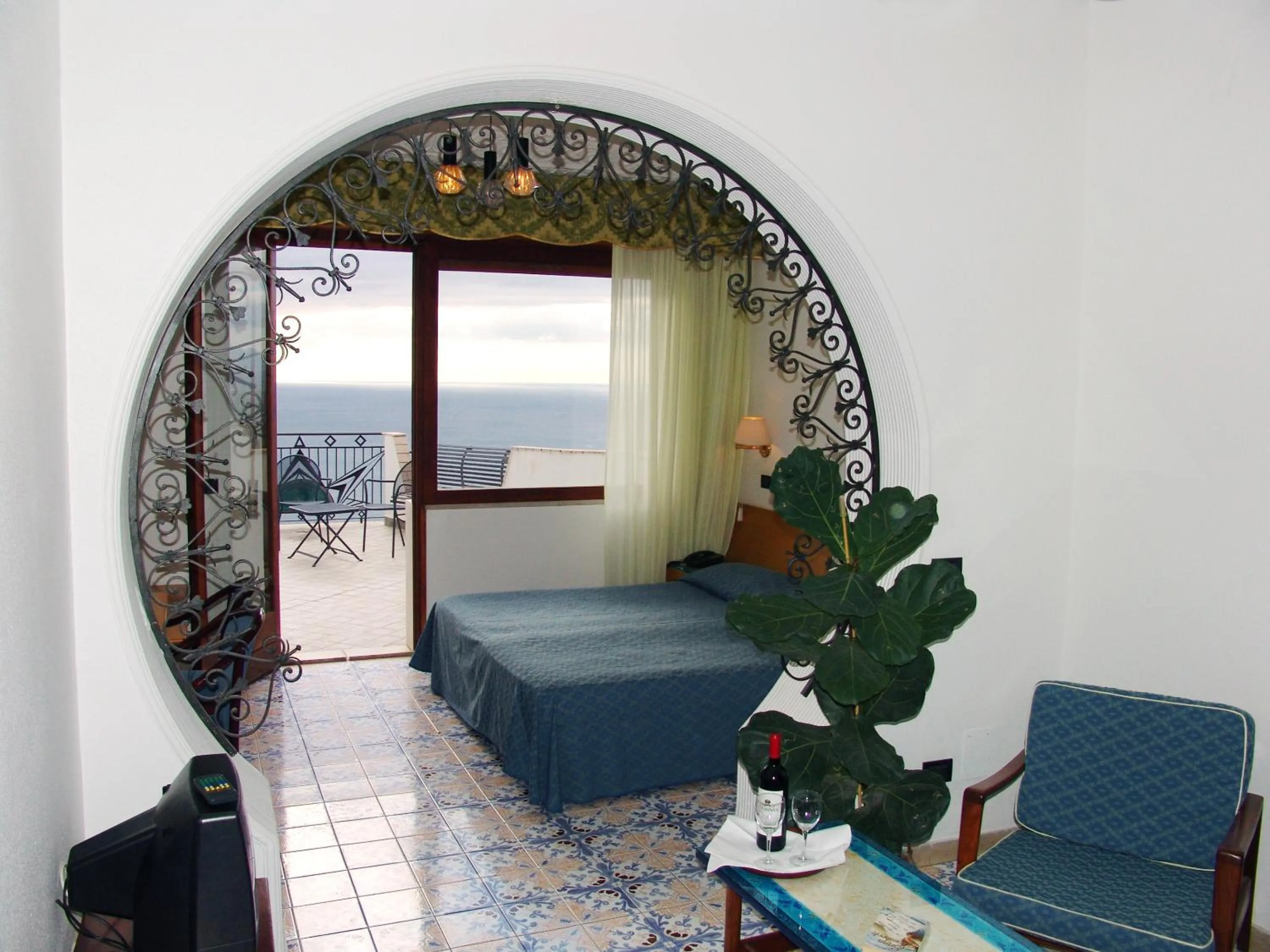 Photo of the whole room, Bed in Hotel Vello d'Oro