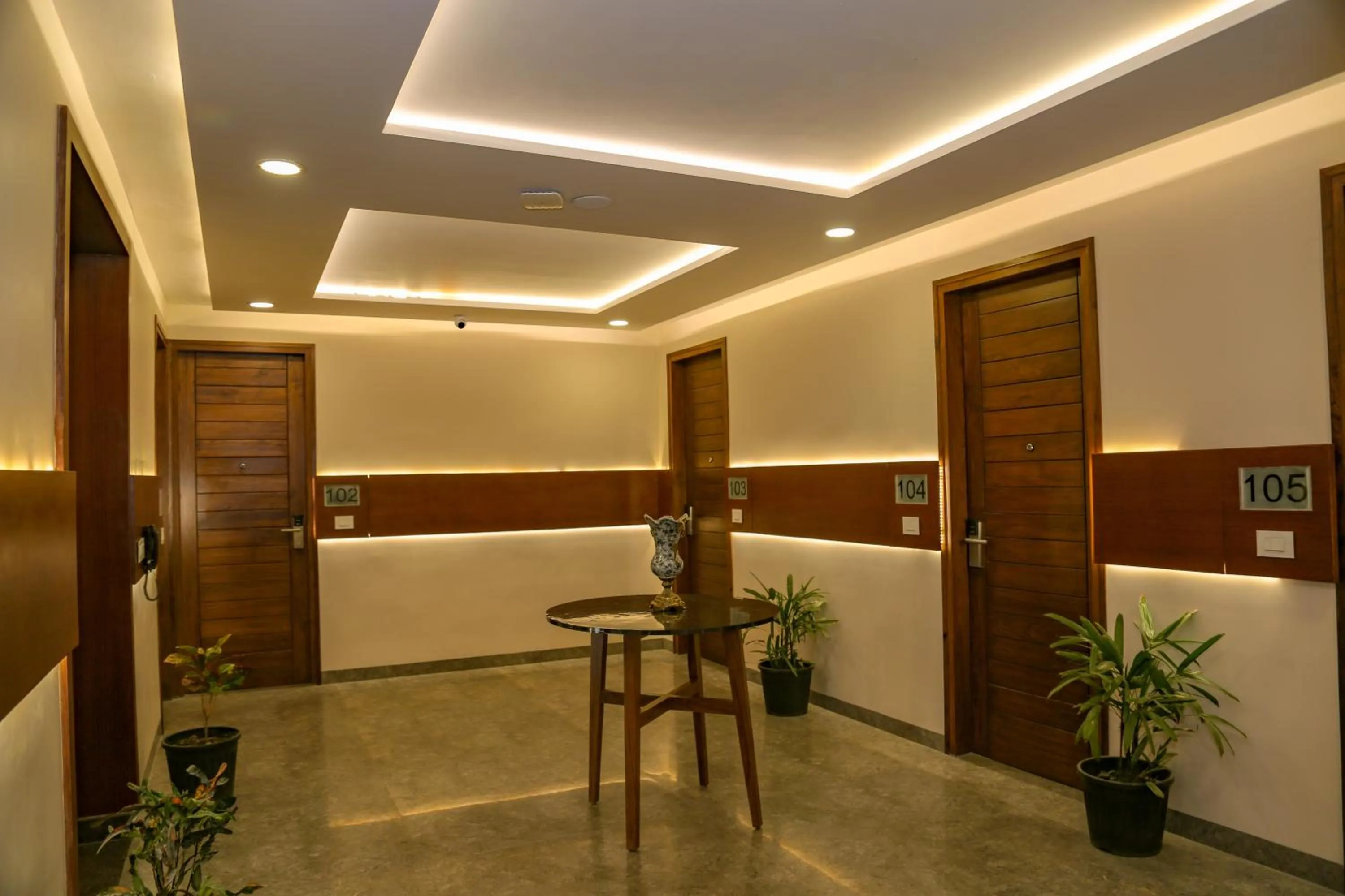 Area and facilities in Four Leaf Hotel - Sapphire Blue, Varanasi