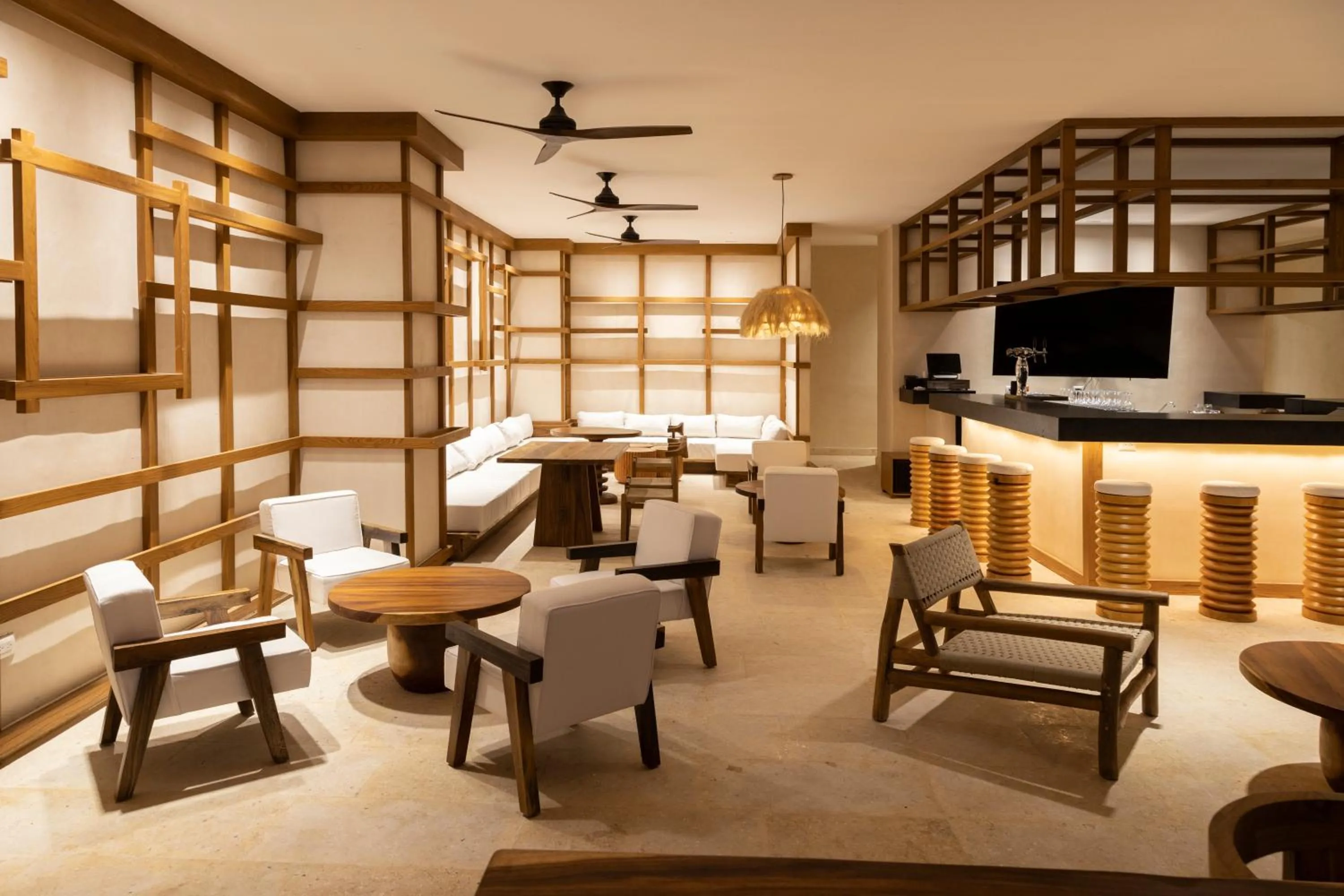 Lounge or bar in Motto By Hilton Tulum