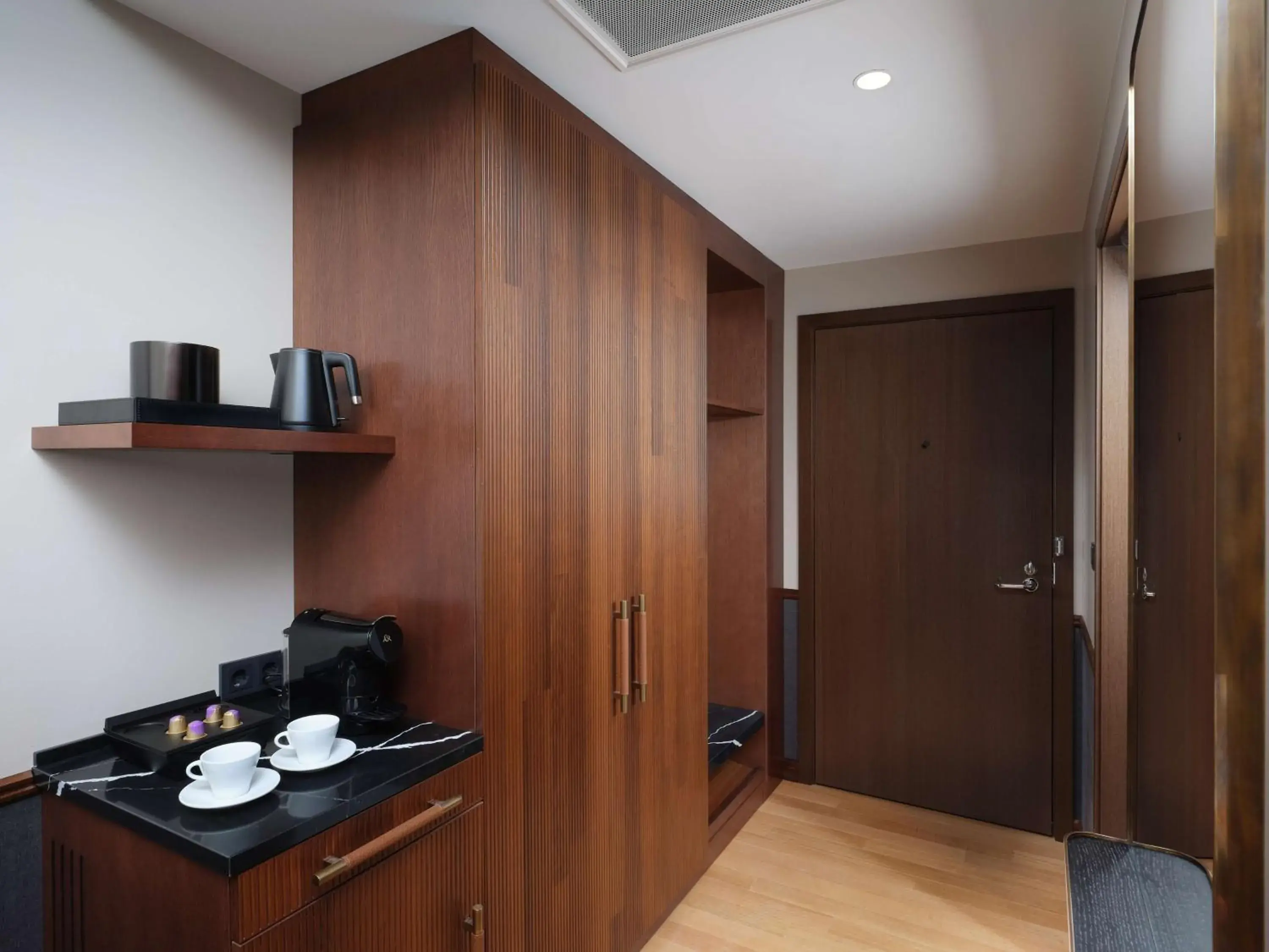 Classic King Room - Disability Access in Iceland Parliament Hotel, Curio Collection By Hilton Classic King Room - Disability Access in Iceland Parliament Hotel, Curio Collection By Hilton