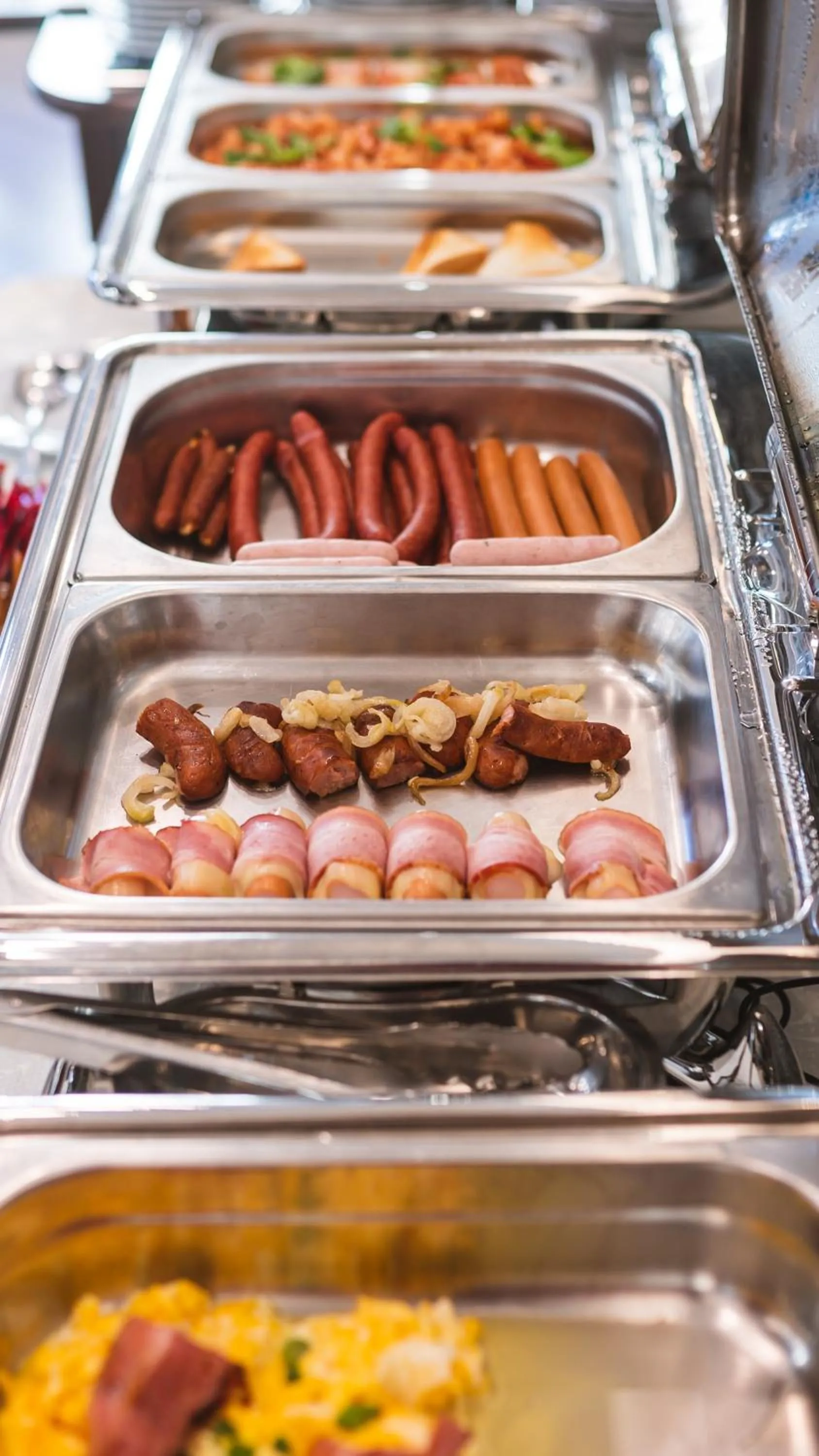 Food and drinks in Moris Boutique Beach Hotel