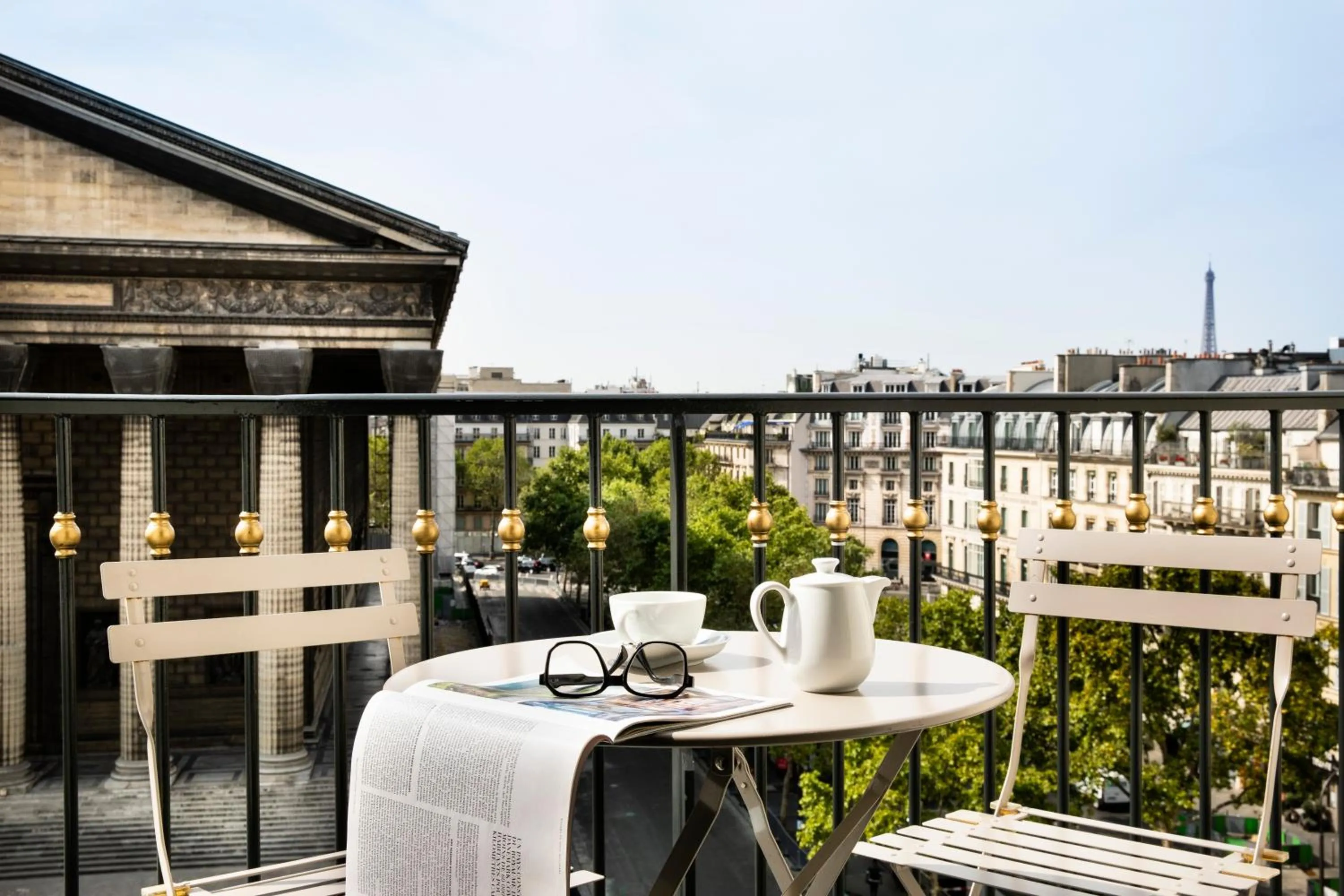 Balcony/Terrace in Hôtel Madeleine Plaza