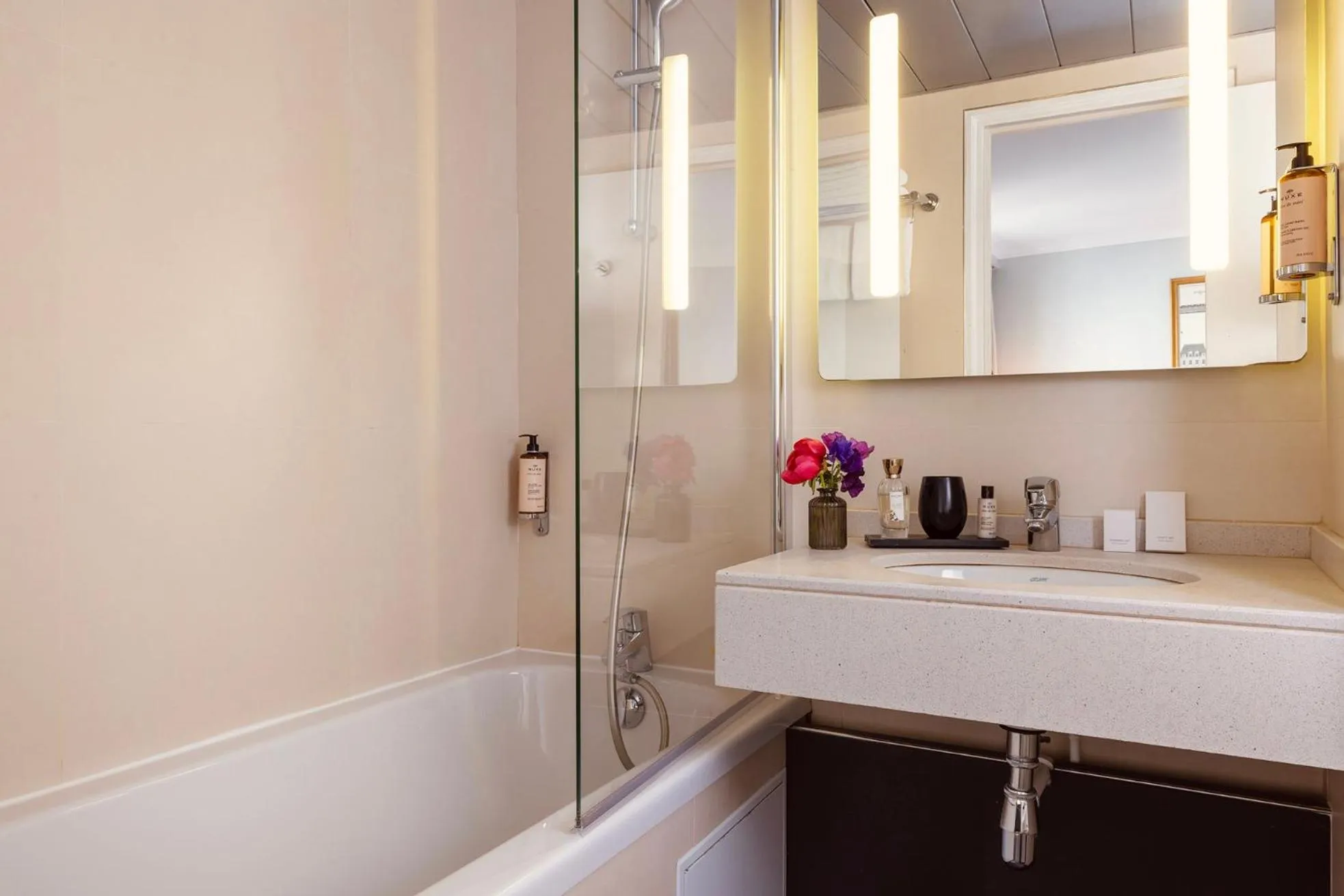 Hôtel Madeleine Plaza