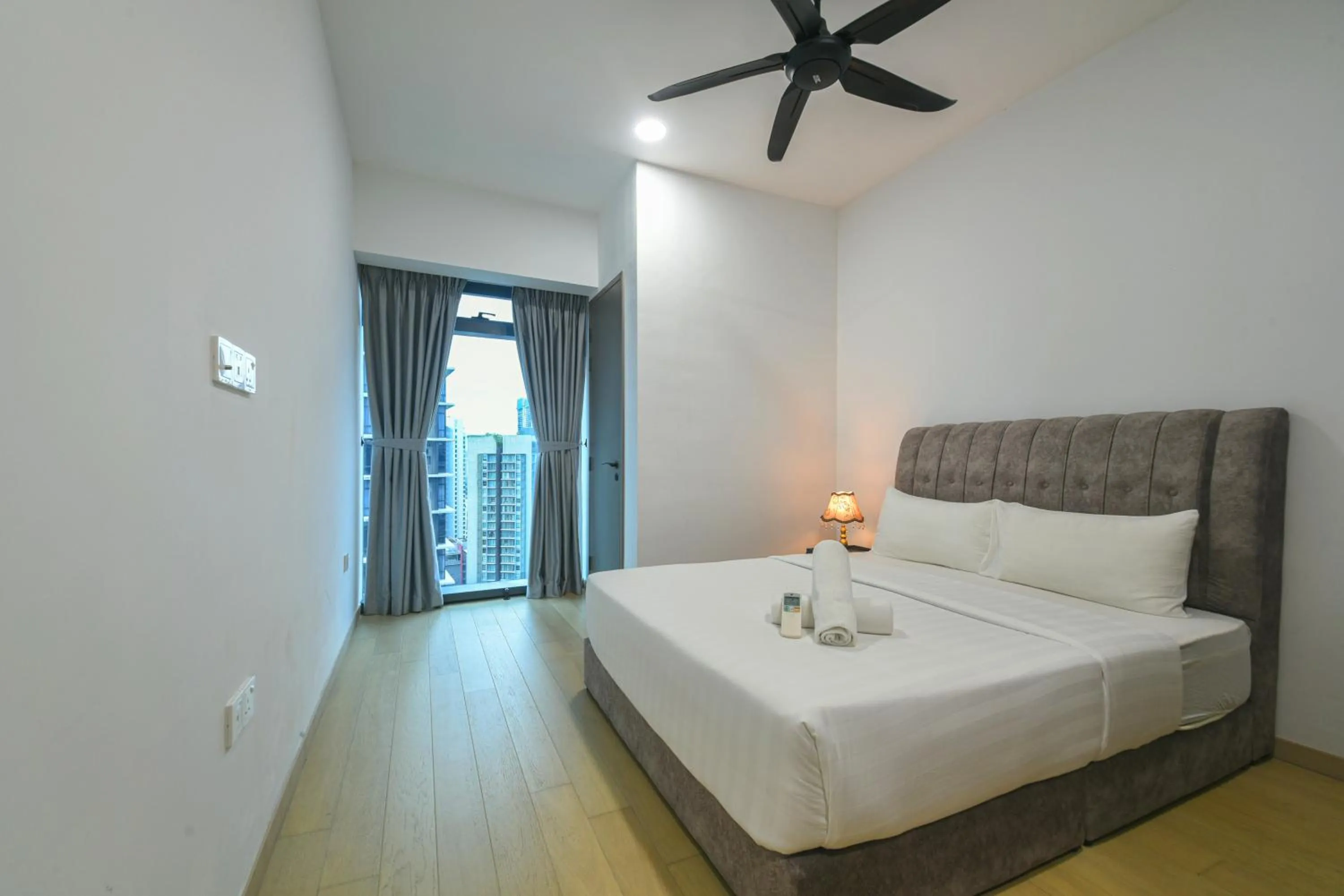 Bed in Eaton Residence KLCC