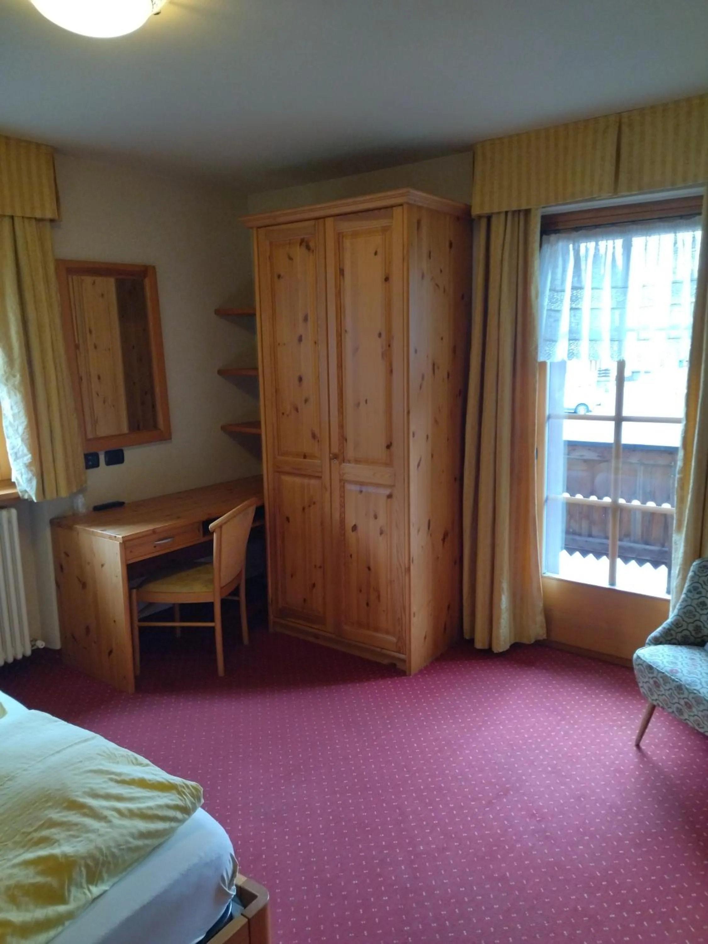 Photo of the whole room, Bed in Garni Baita Cecilia