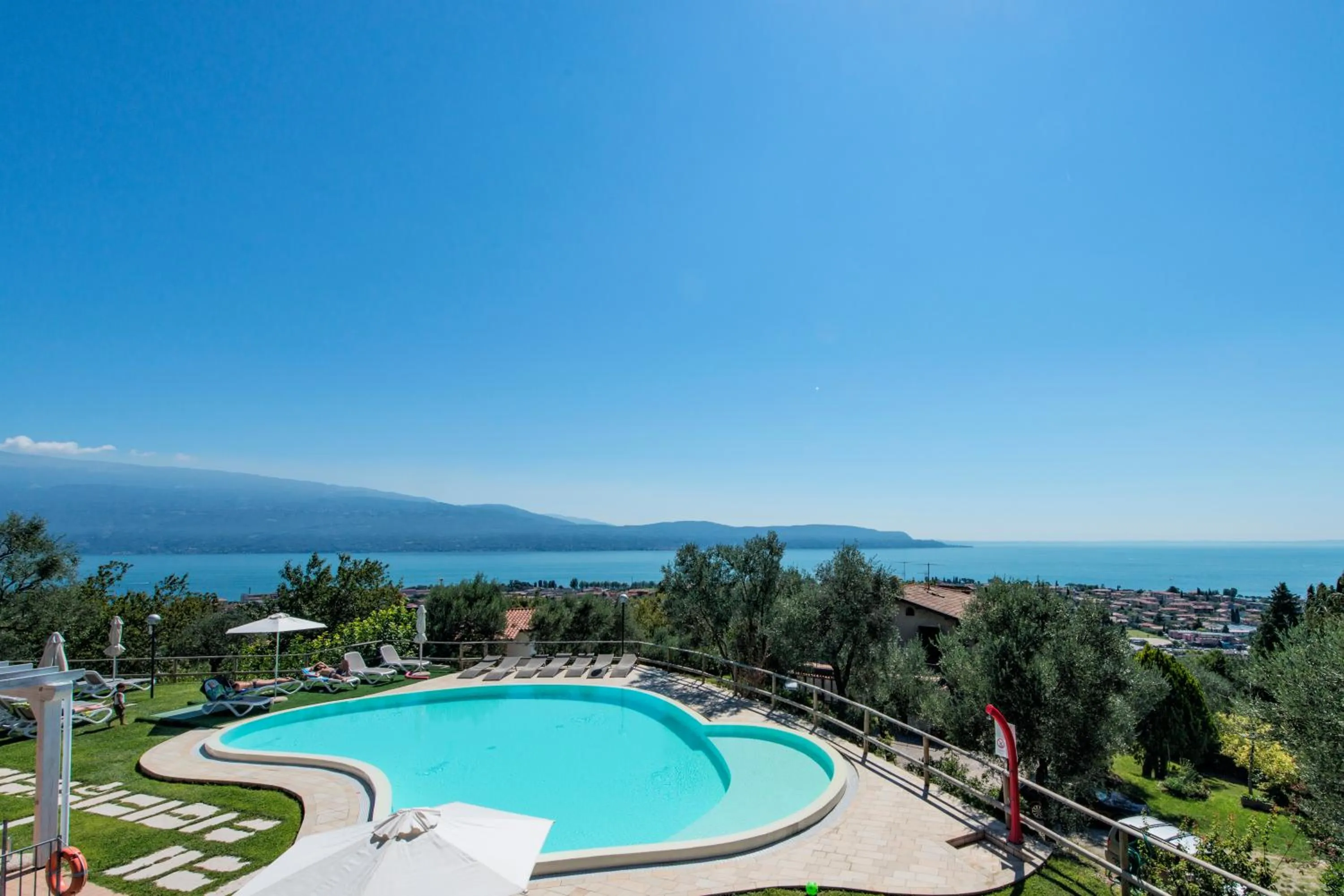 Garden in La Chioma di Berenice Garda Residence