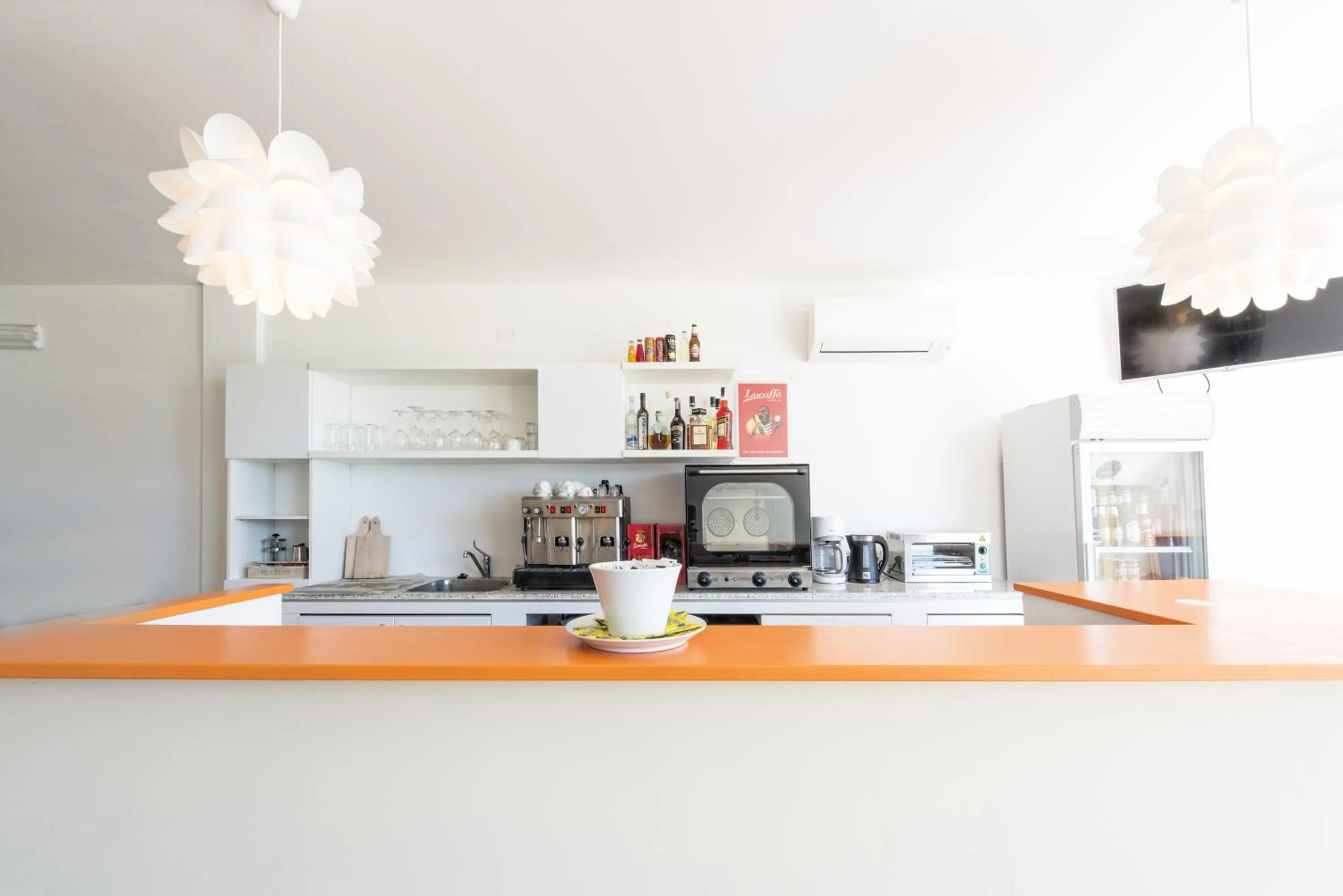 Lounge or bar in La Chioma di Berenice Garda Residence