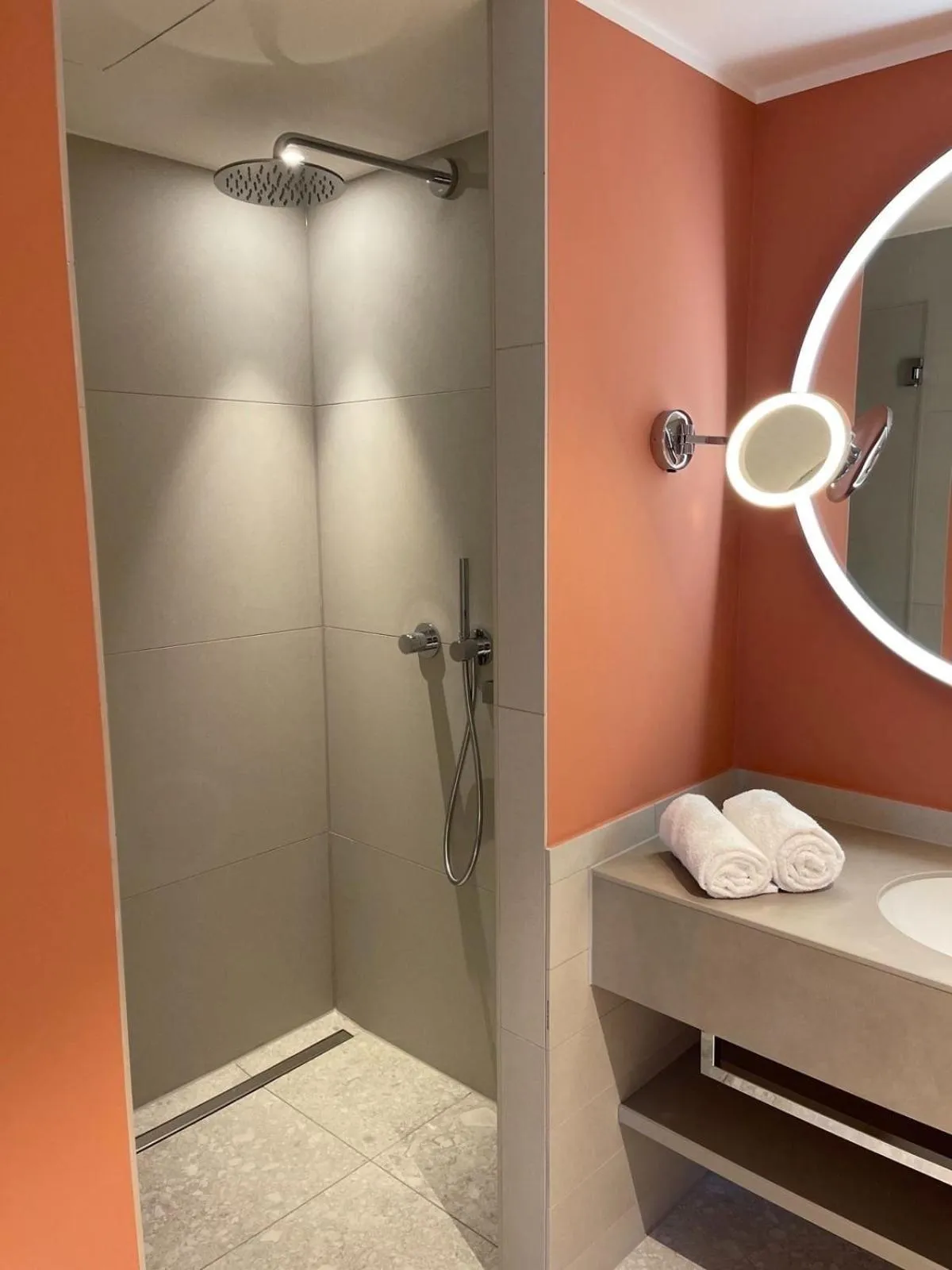 Shower in Elisapart - Apartments am Sommerschloss