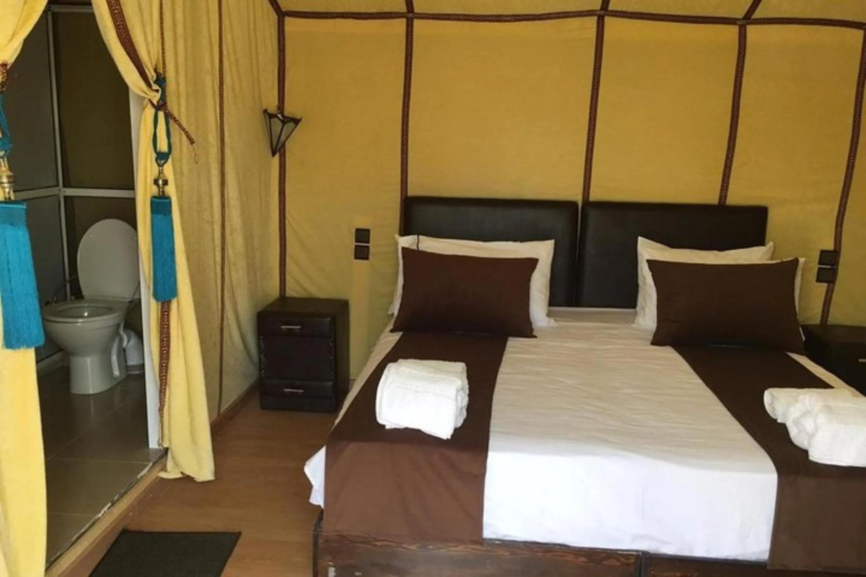 Bed in Hôtel Camping La Liberté