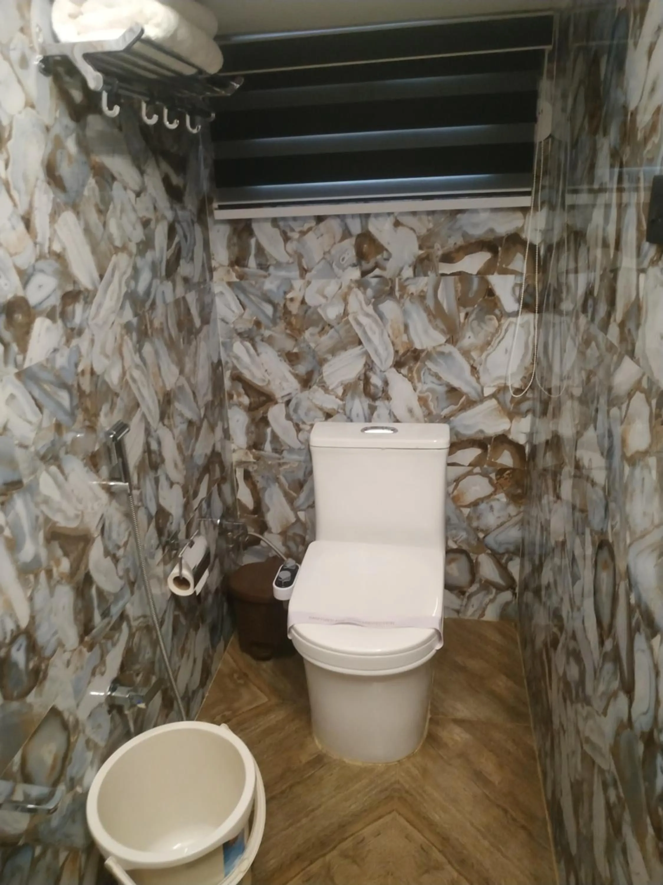 Bathroom in Kavassu Heritage Haveli