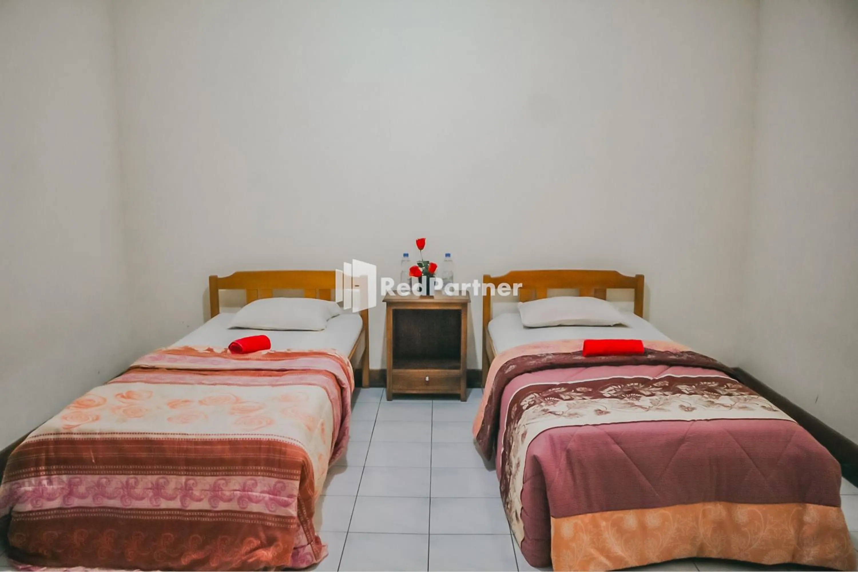 Bedroom, Bed in Villa Mawar Adinda Kuningan Syariah RedPartner