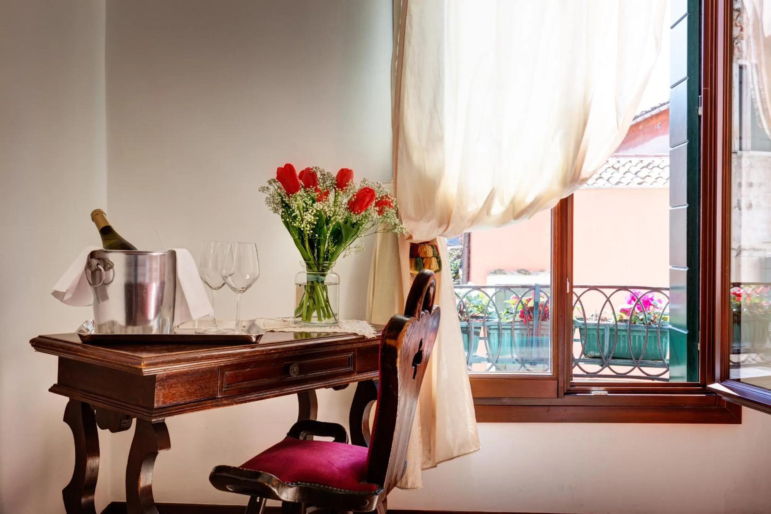 Balcony/Terrace in Hotel San Samuele