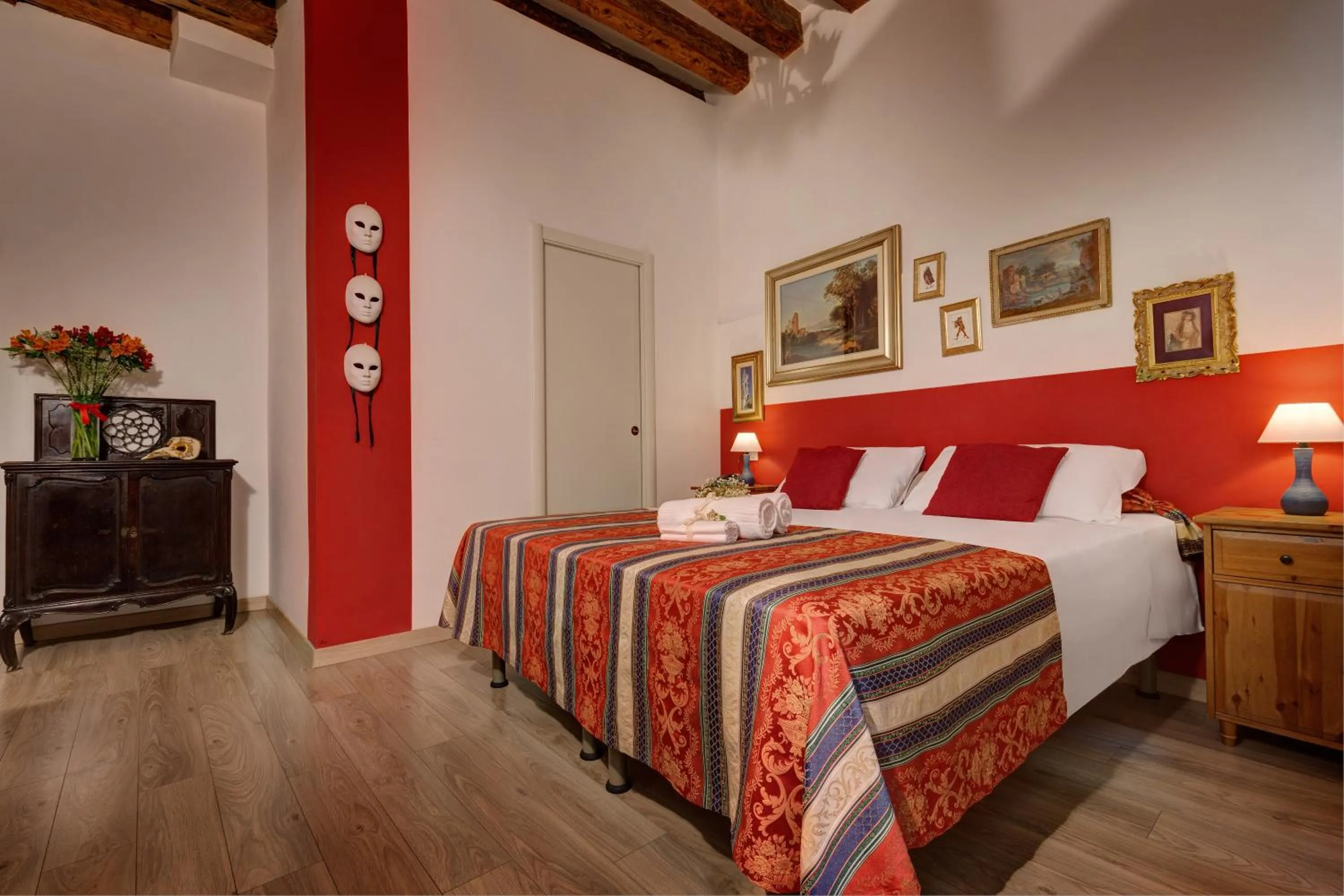 Bed in Hotel San Samuele