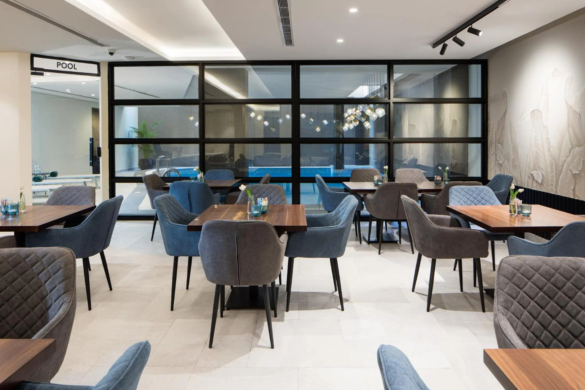 Restaurant/places to eat in Marlo Hotel - فندق مارلو