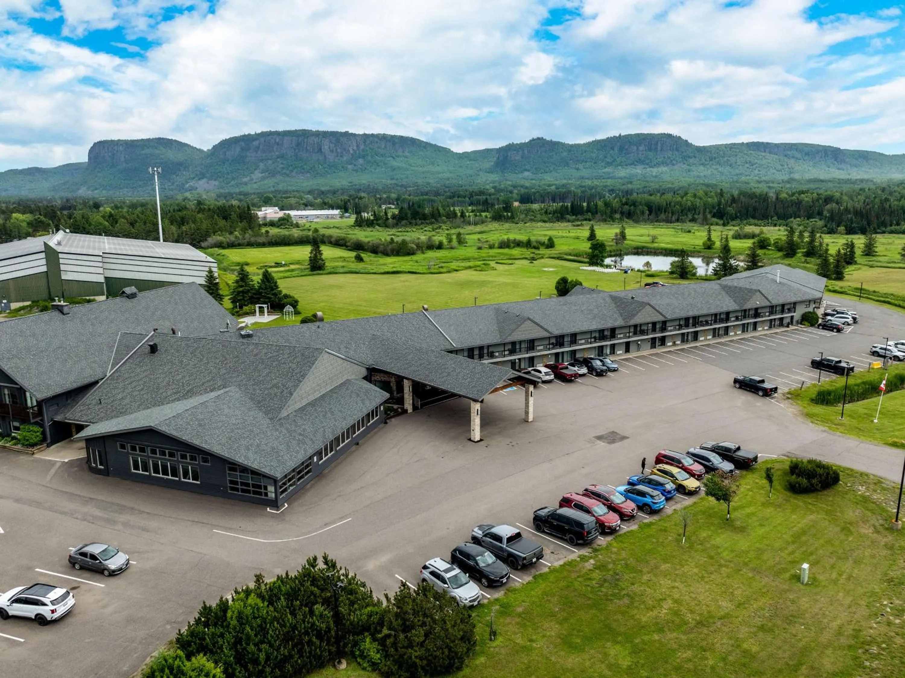 Property building in Best Western Plus NorWester Hotel & Conference Centre