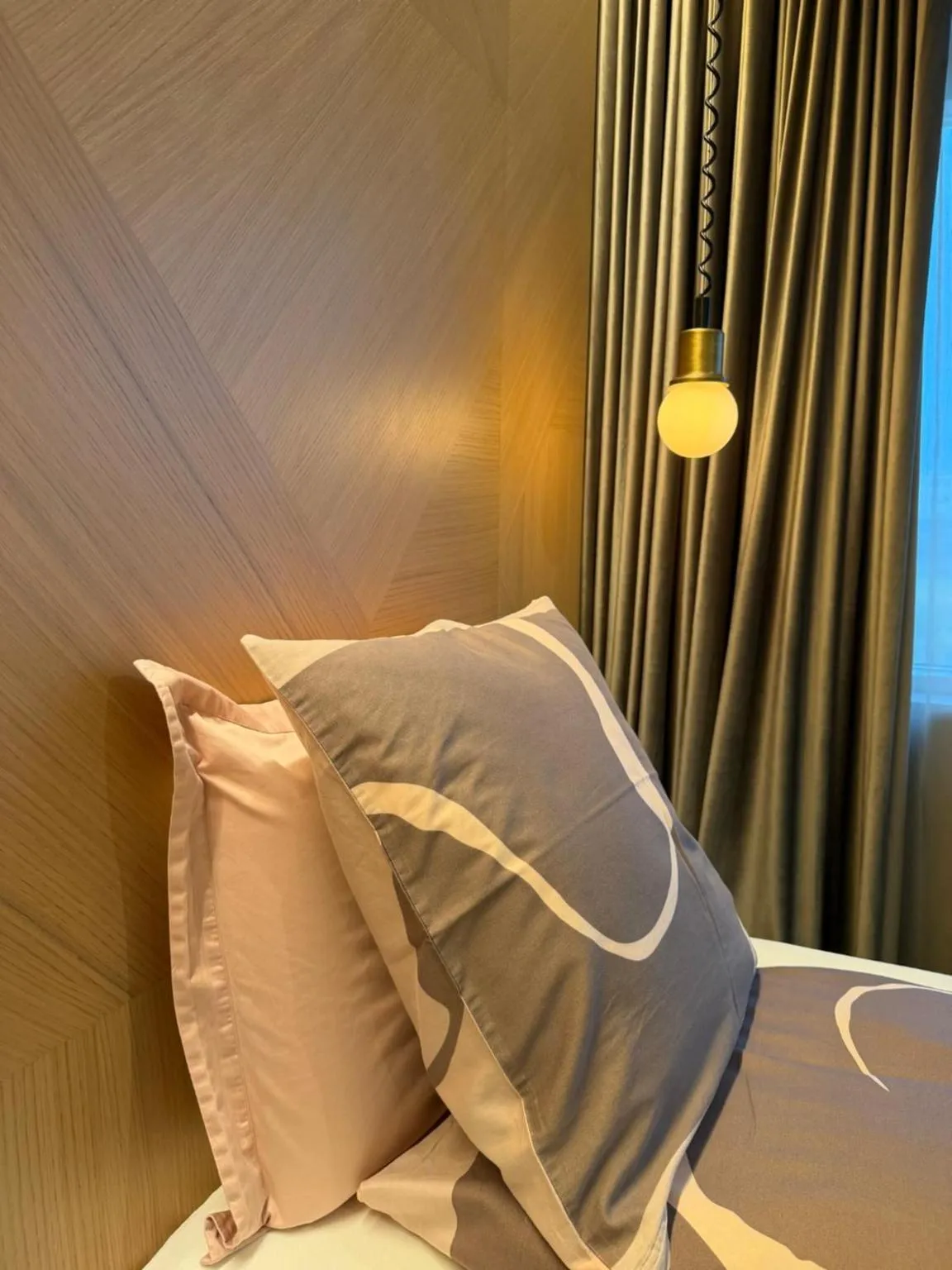 Bedroom in Hotel Lotus