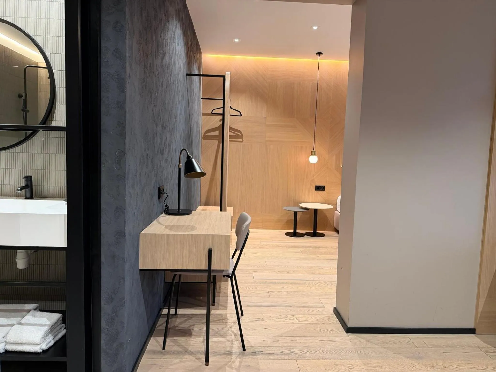 Bedroom in Hotel Lotus