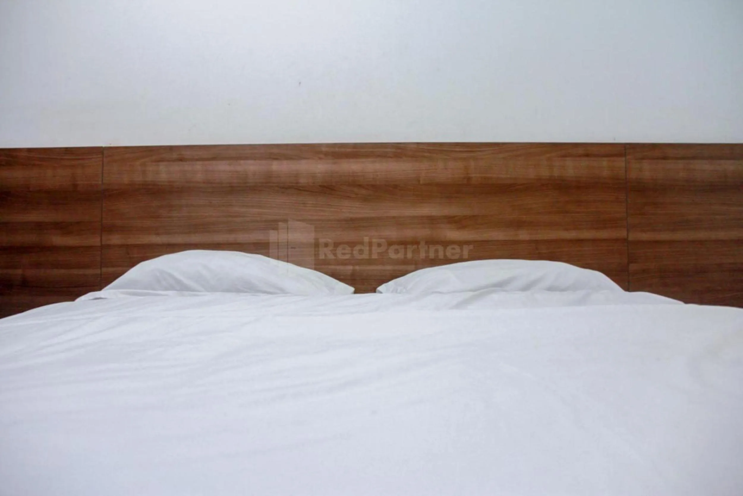 Bedroom, Bed in RedLiving Apartemen TreeParkCity - My Rooms Tower Alpine