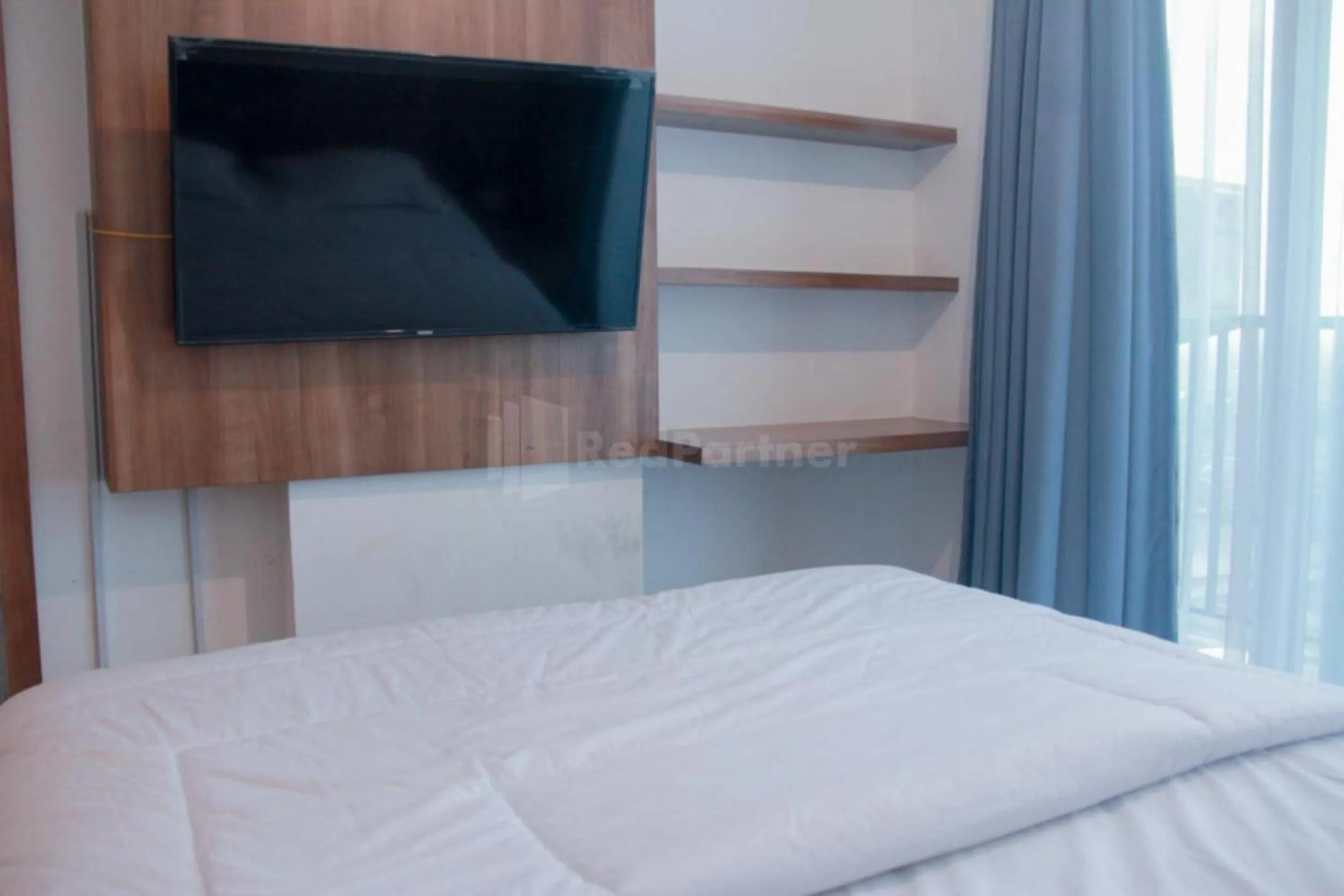 Bedroom, Bed in RedLiving Apartemen TreeParkCity - My Rooms Tower Alpine