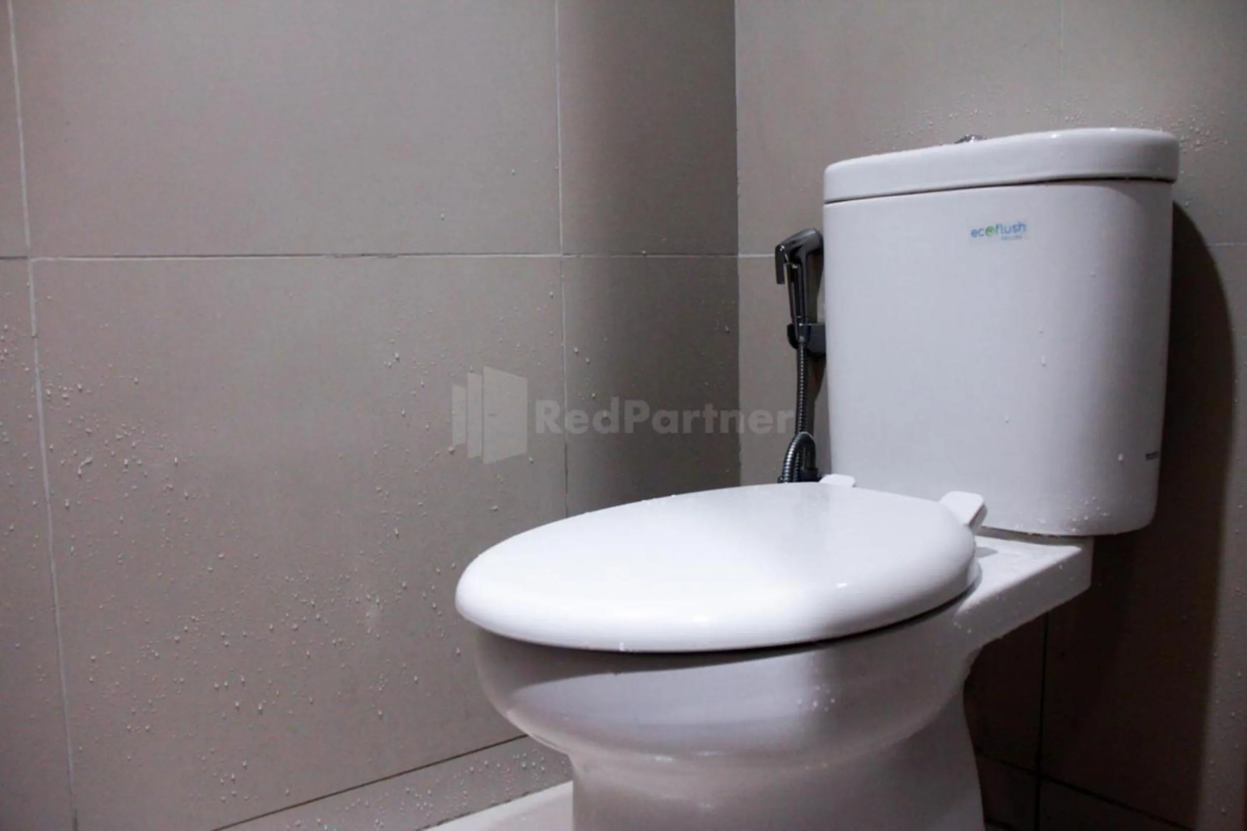 Bathroom in RedLiving Apartemen TreeParkCity - My Rooms Tower Alpine