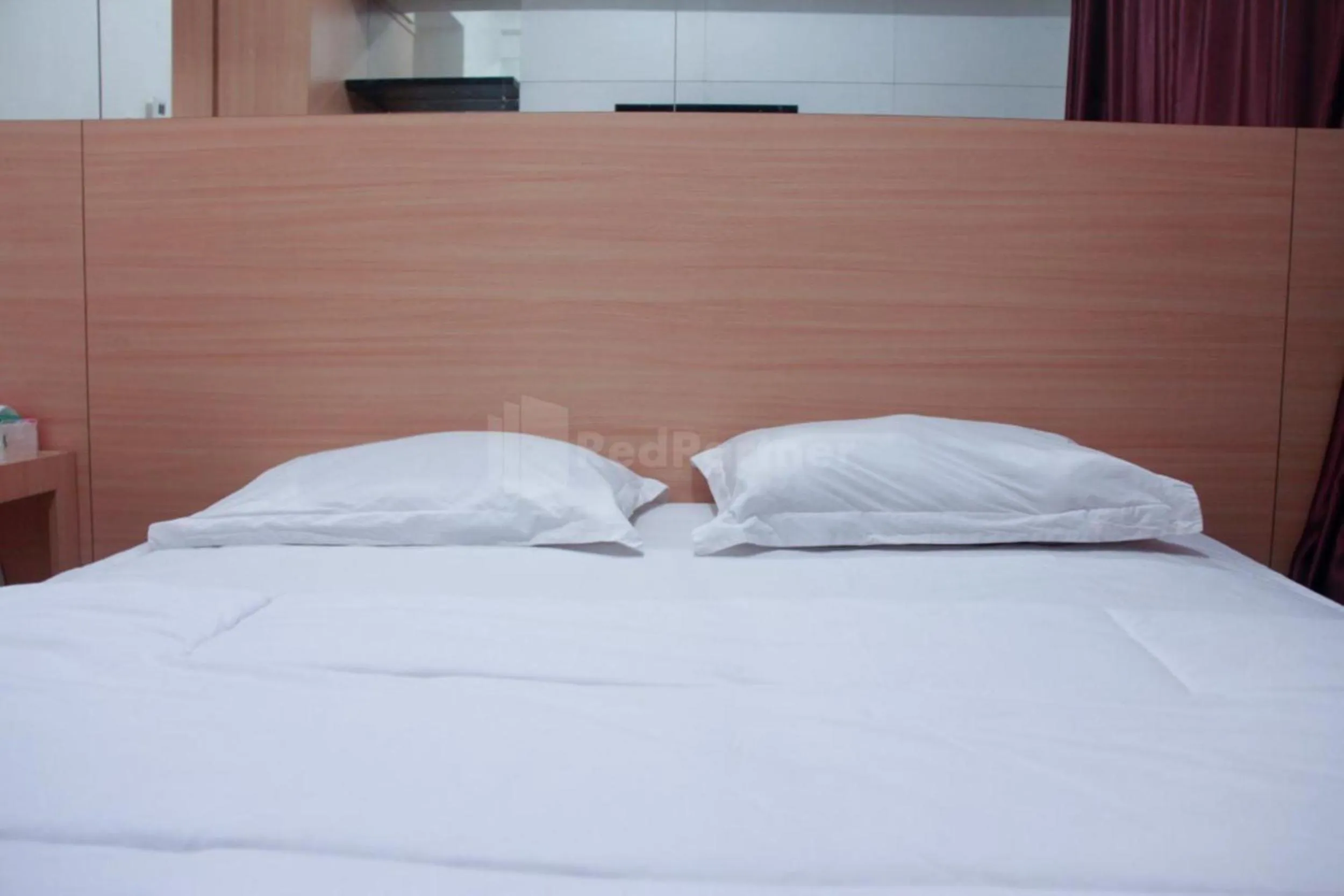 Bedroom, Bed in RedLiving Apartemen TreeParkCity - My Rooms Tower Alpine