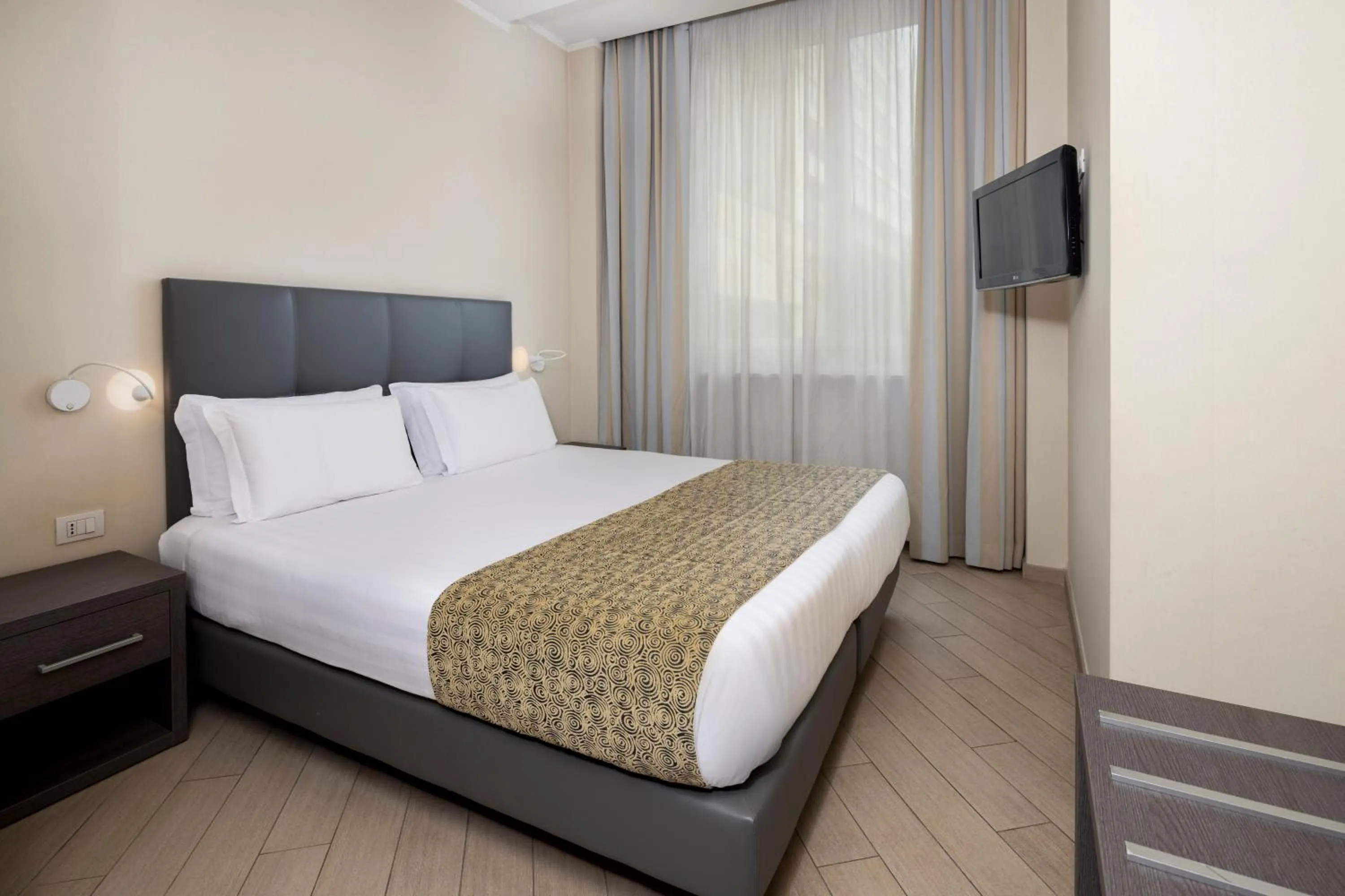 Bedroom, Bed in CHC Business Residence