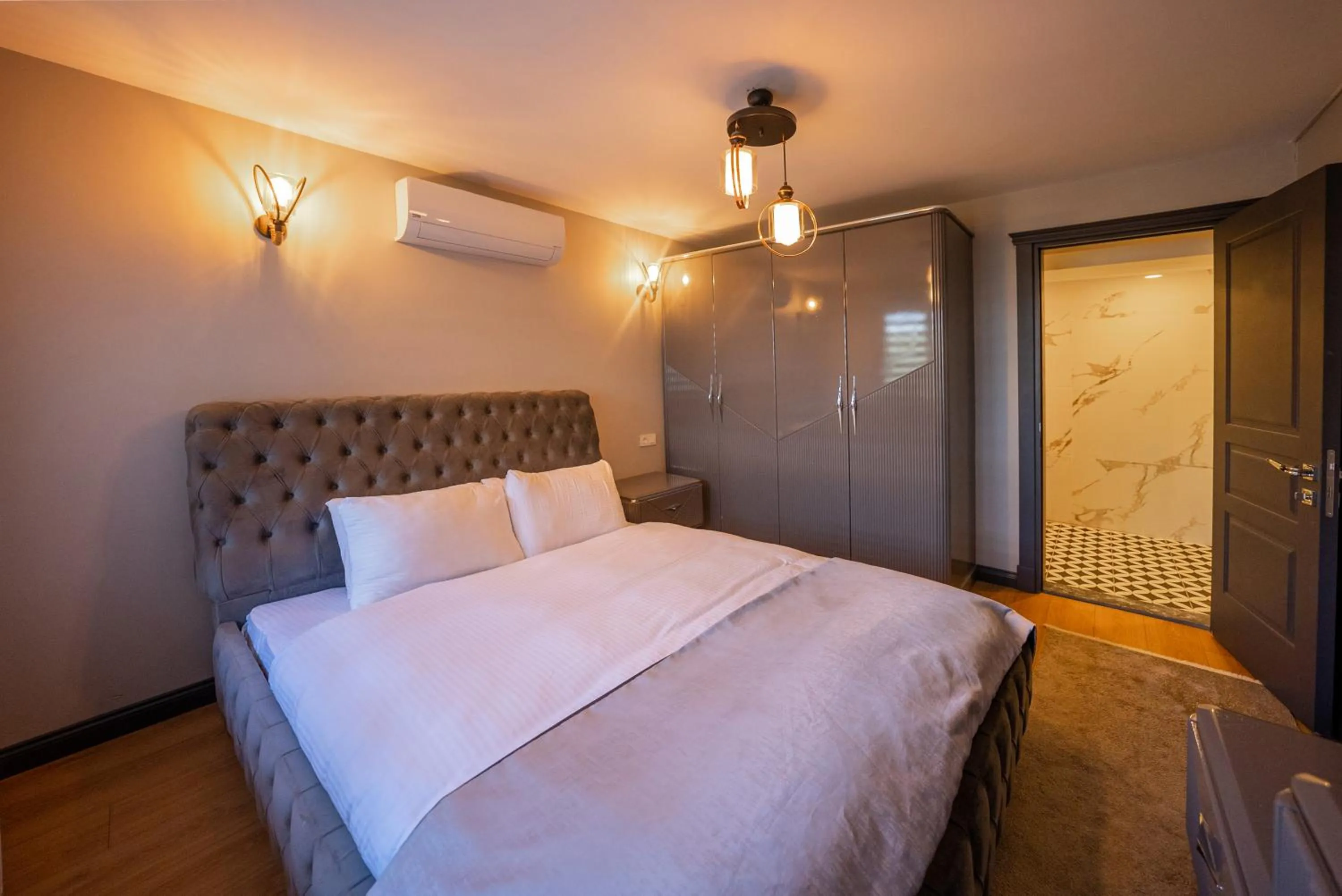 Bed in Alya Kartepe Villa Hotel