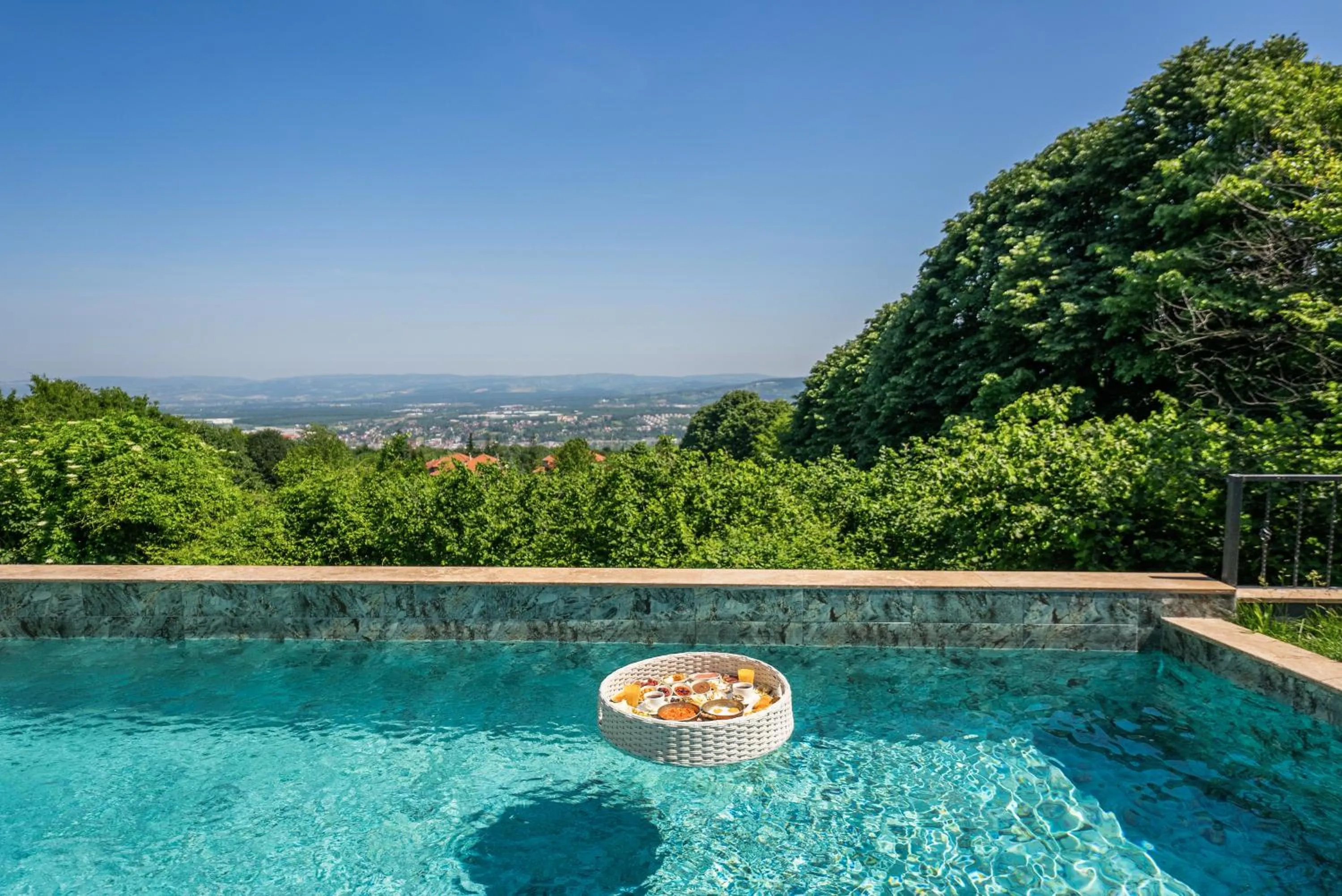 Alya Kartepe Villa Hotel