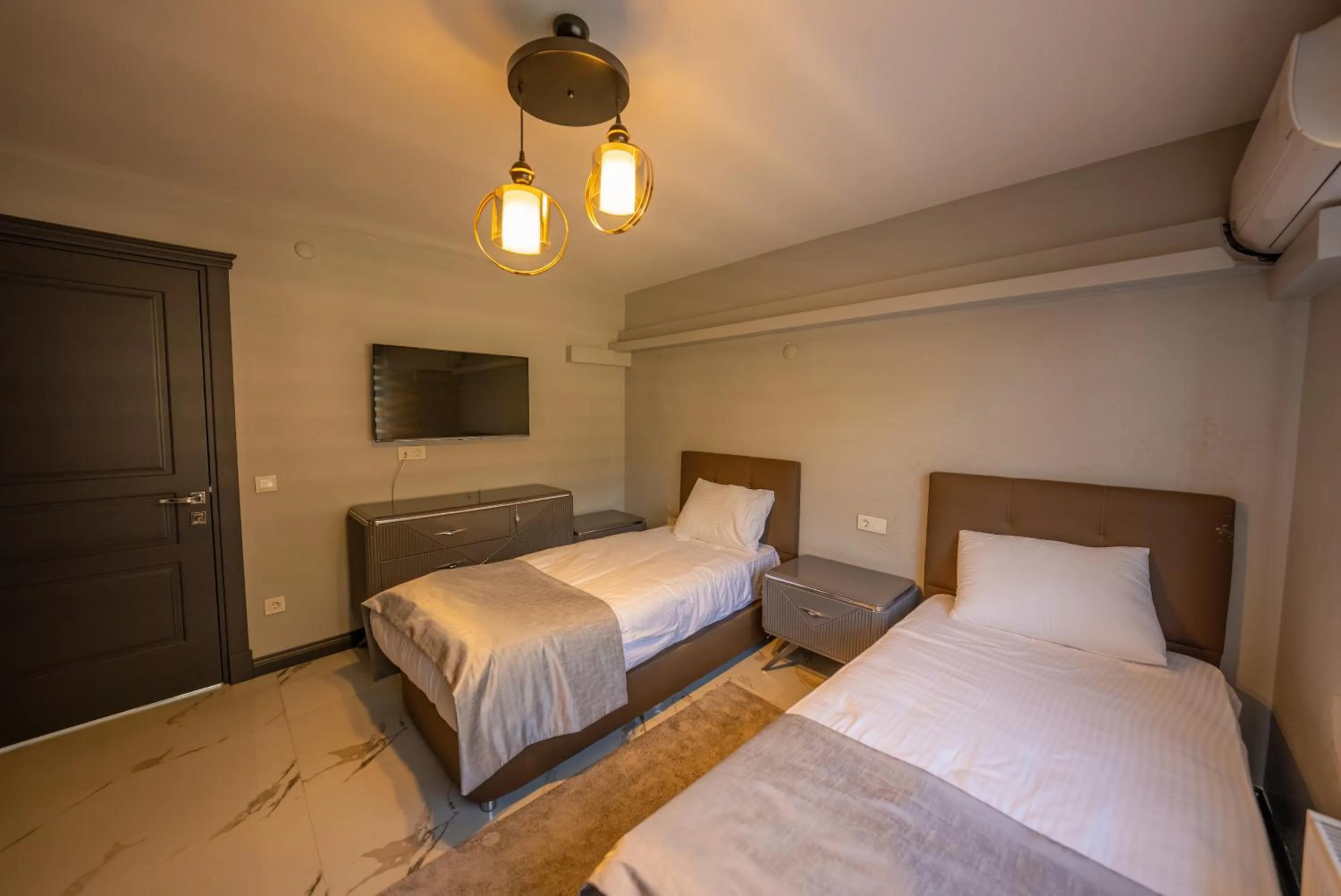 Bed in Alya Kartepe Villa Hotel