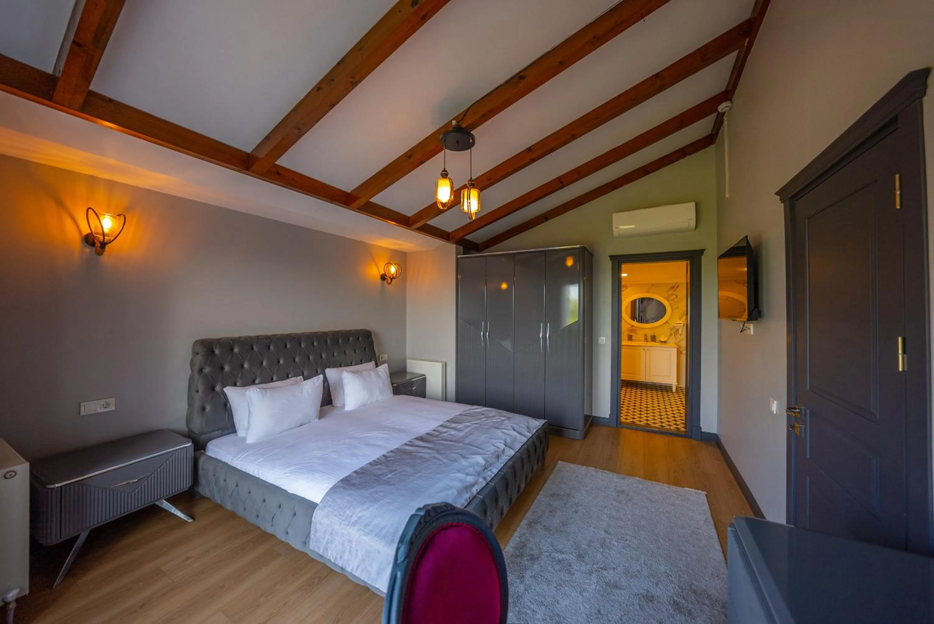 Bed in Alya Kartepe Villa Hotel