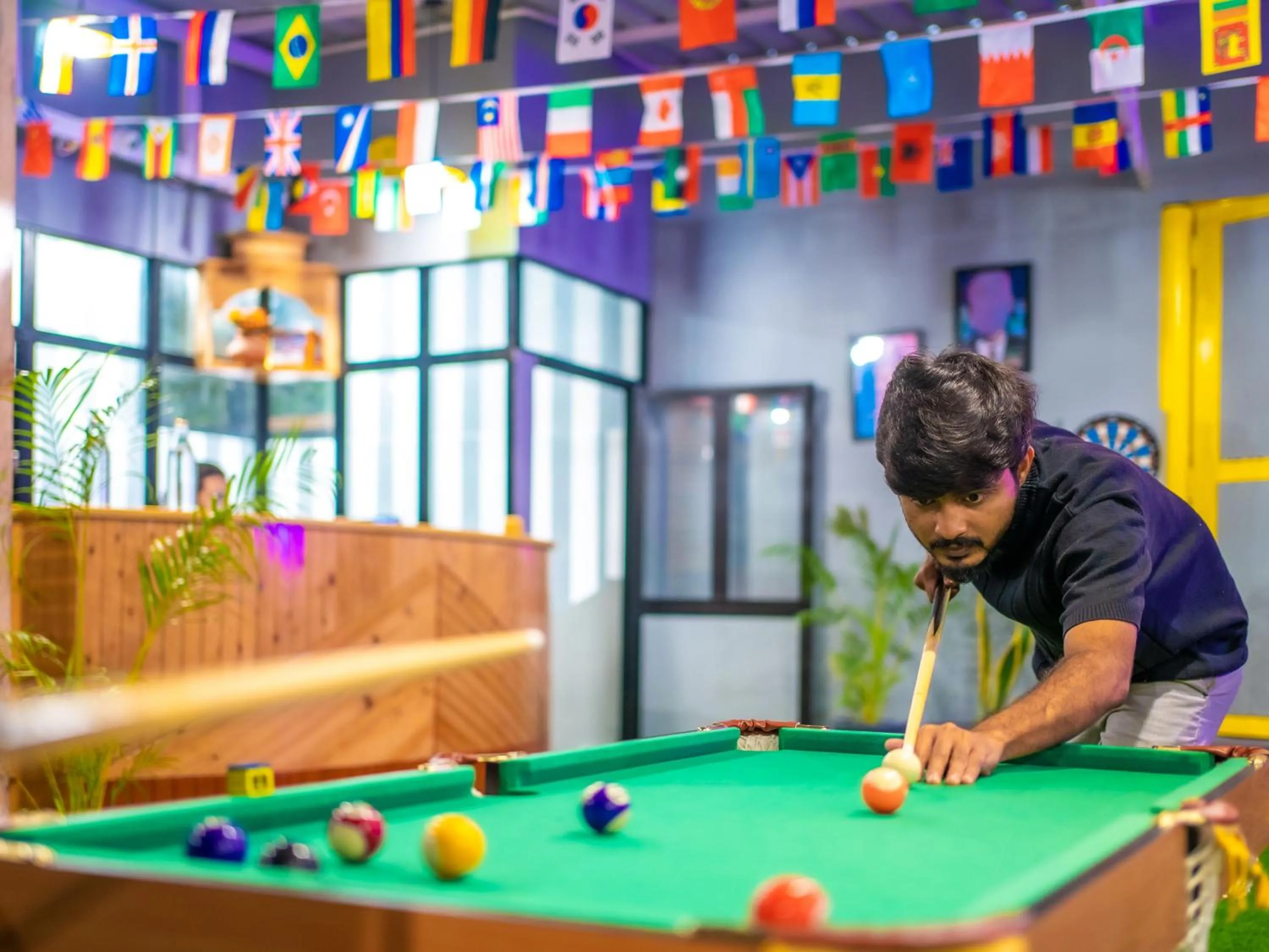 Communal lounge/ TV room in The Hosteller Mussoorie, Mall Road