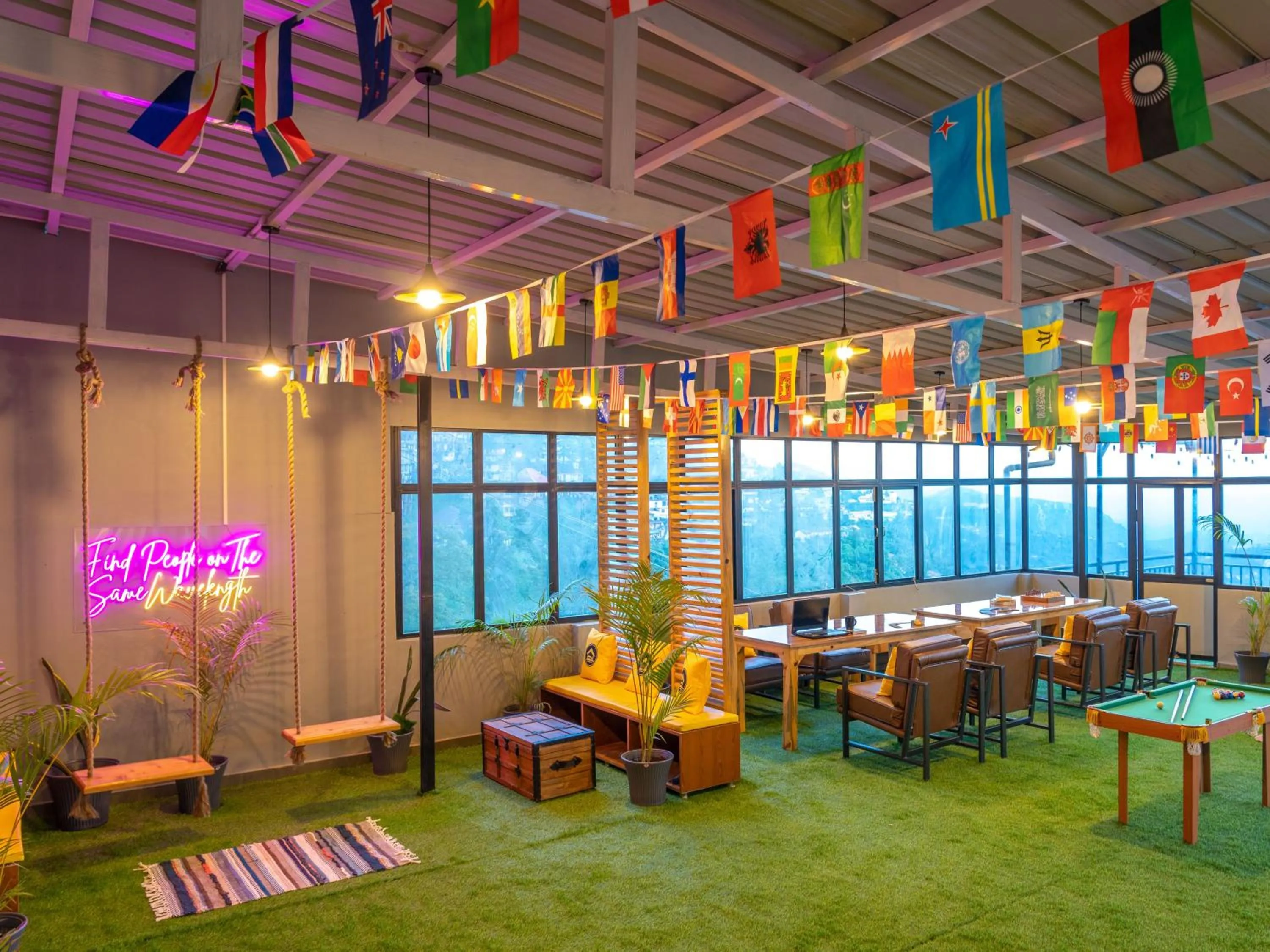 Communal lounge/ TV room in The Hosteller Mussoorie, Mall Road