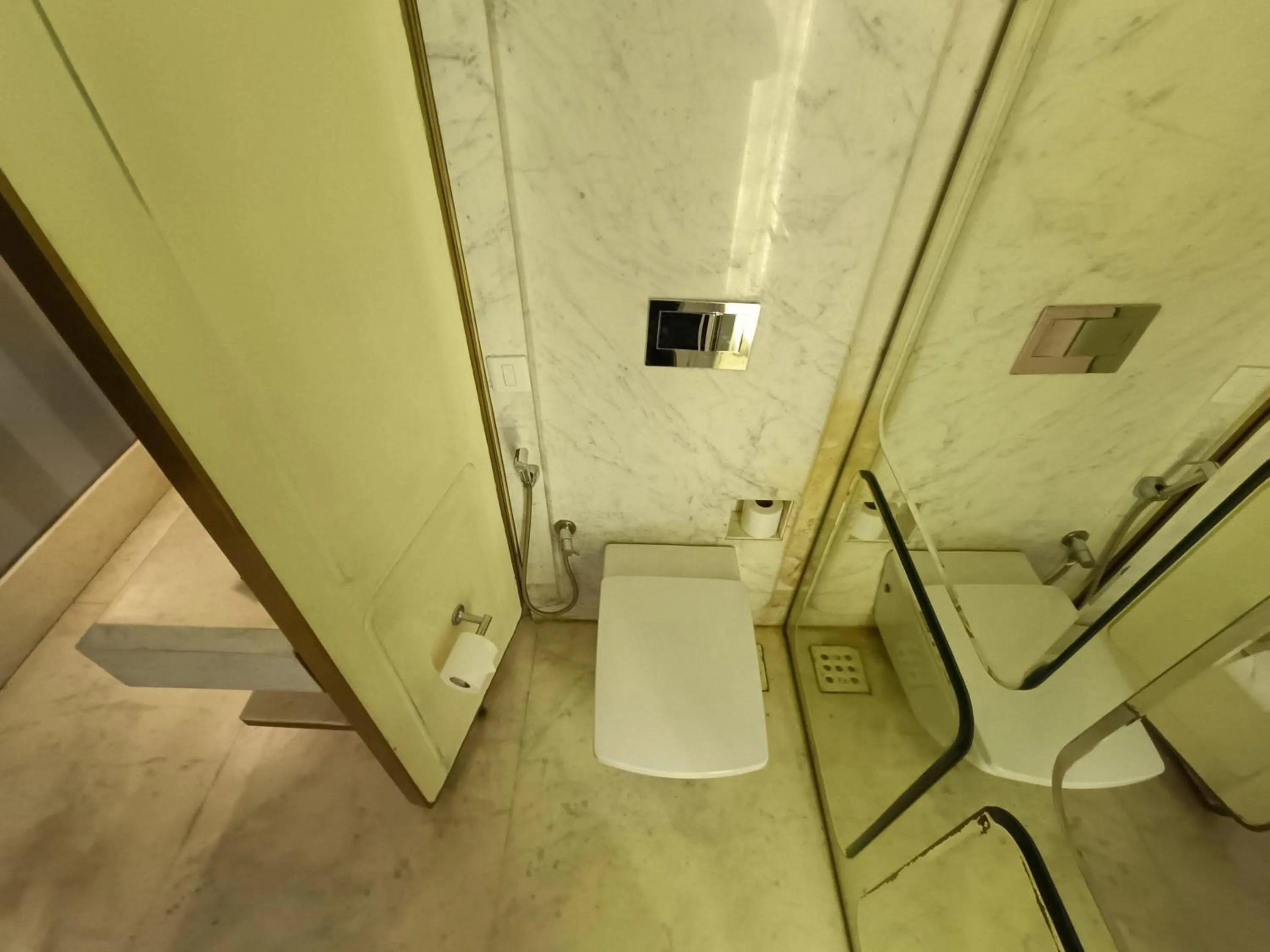 Toilet in Boulevard by Design Hotel Chennai