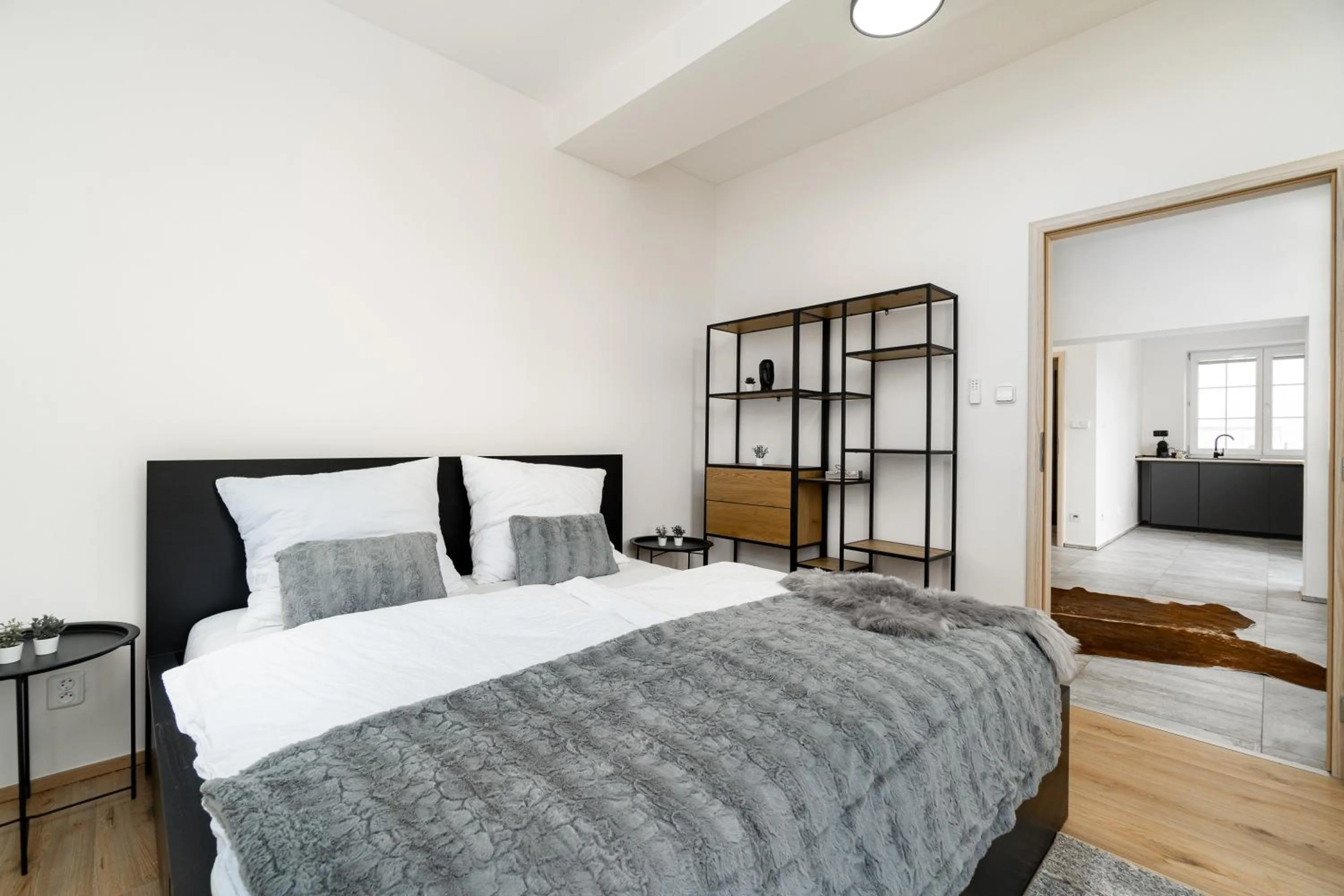 Beautiful Apartments With Parking In a Quiet Location