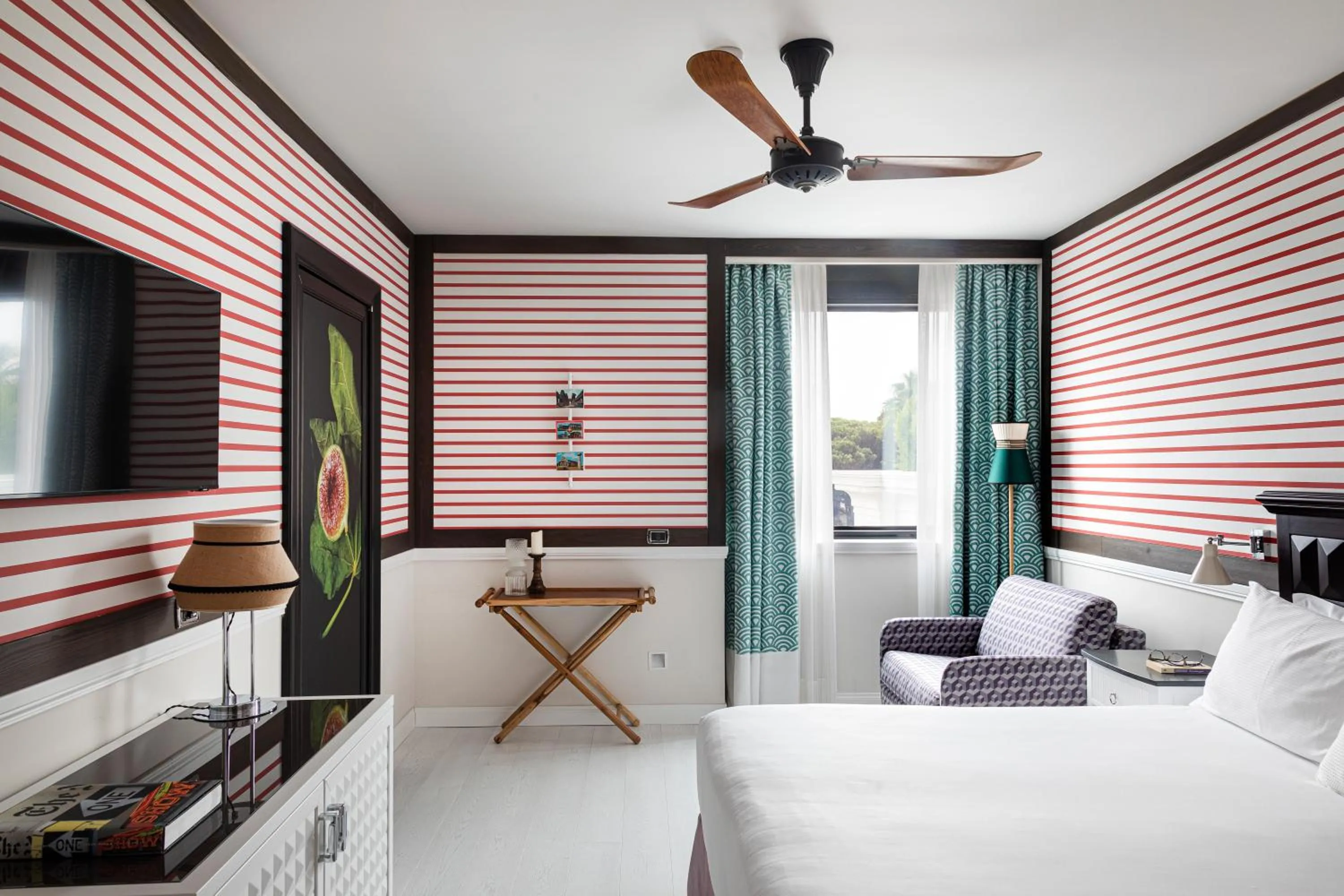 Bed in Savoy Hotel & Spa - Preferred Hotels & Resorts