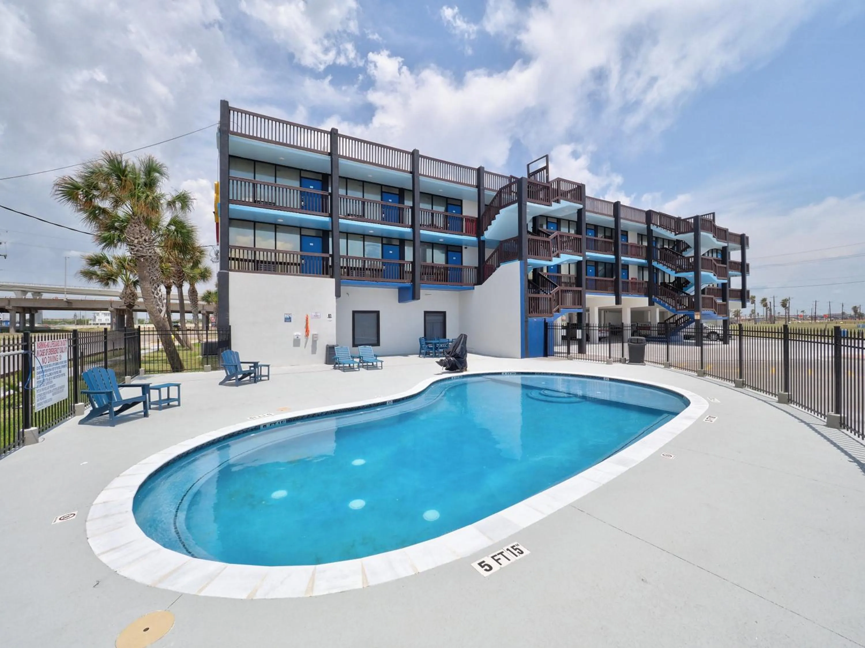 Balcony/Terrace in Hotel DeVille