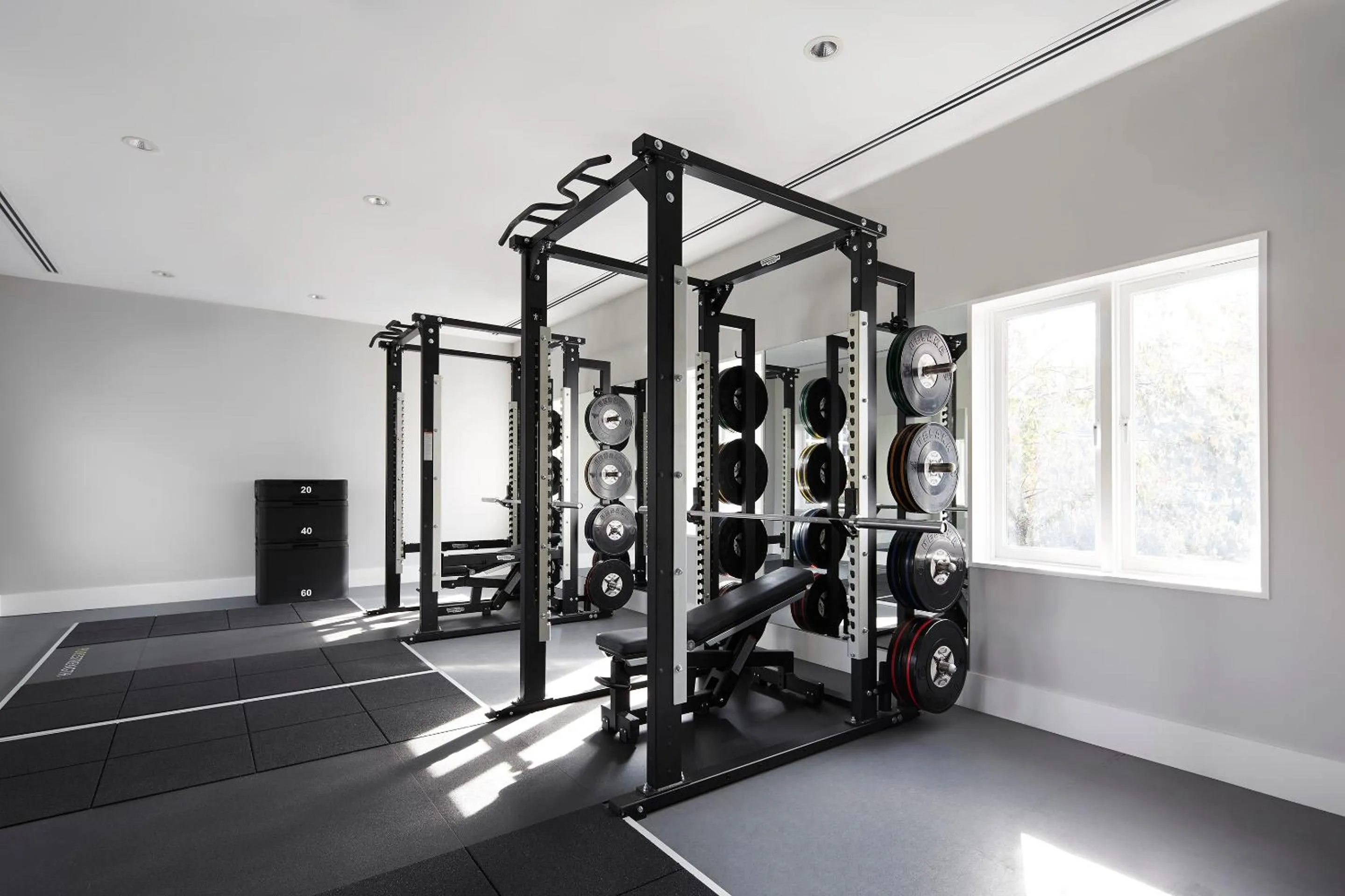 Fitness centre/facilities in Brassey Hotel