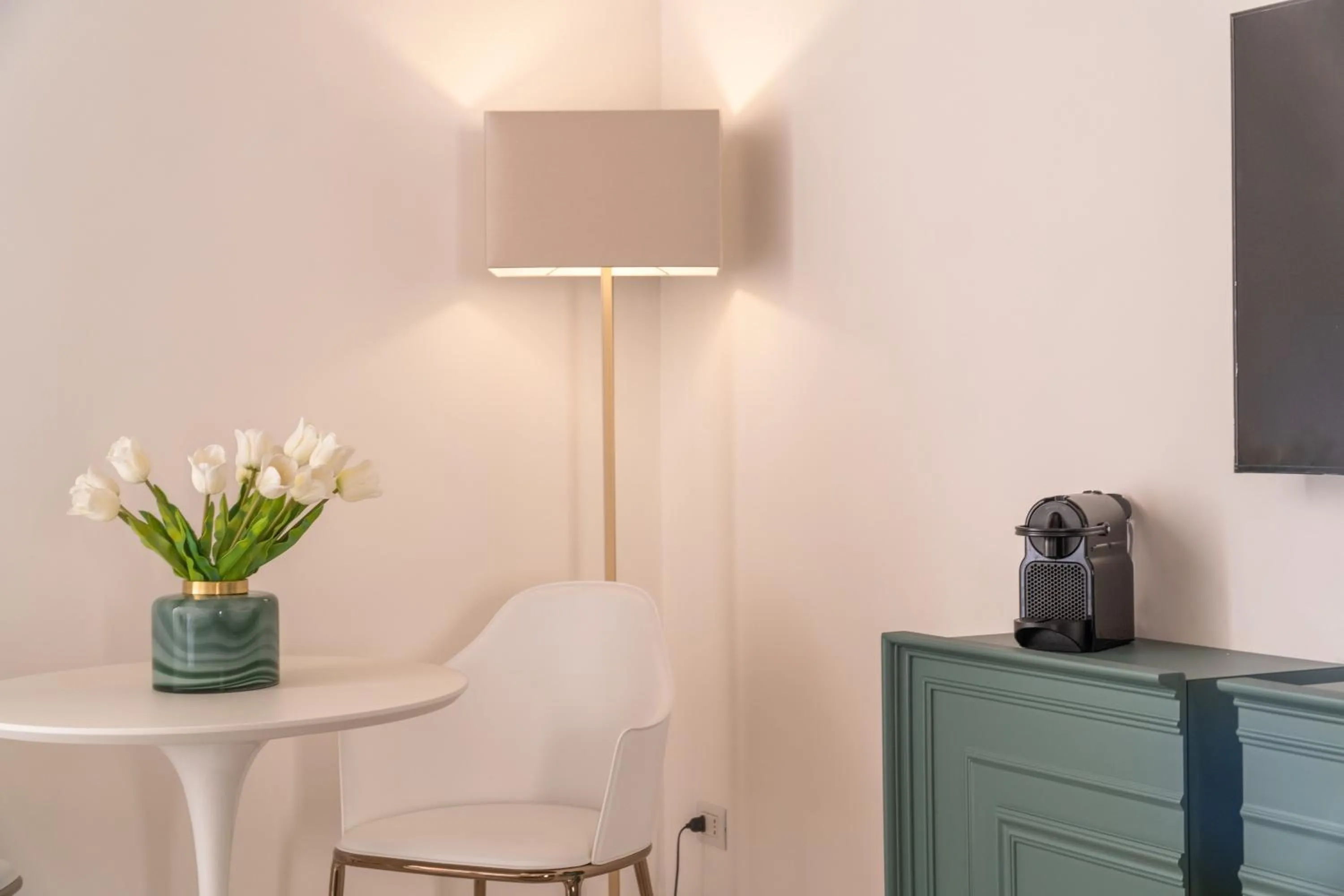 Seating area in Ninfea Luxury Suites