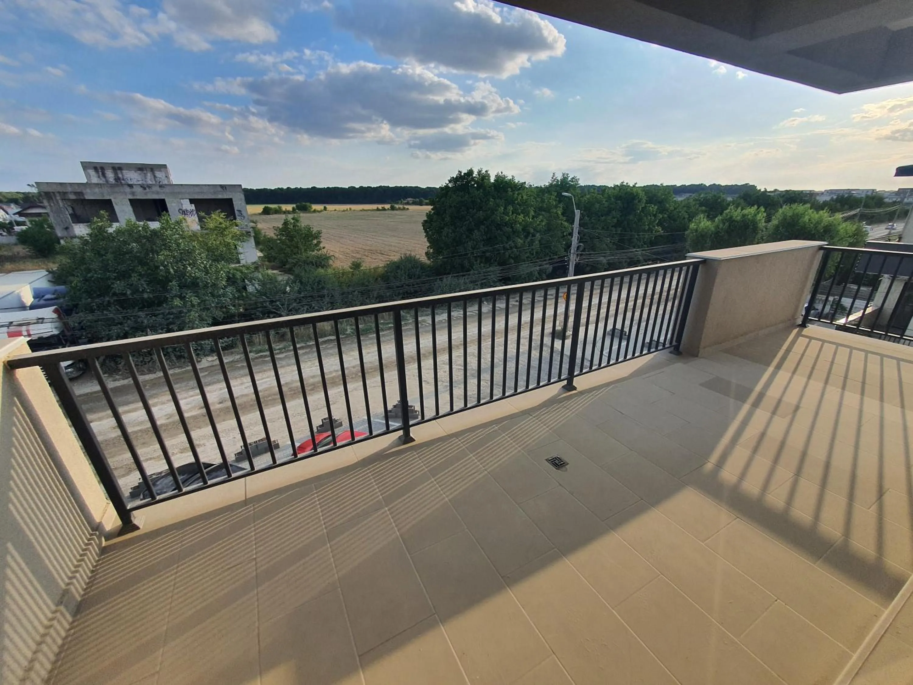 Balcony/Terrace in Grey Residence Apartments