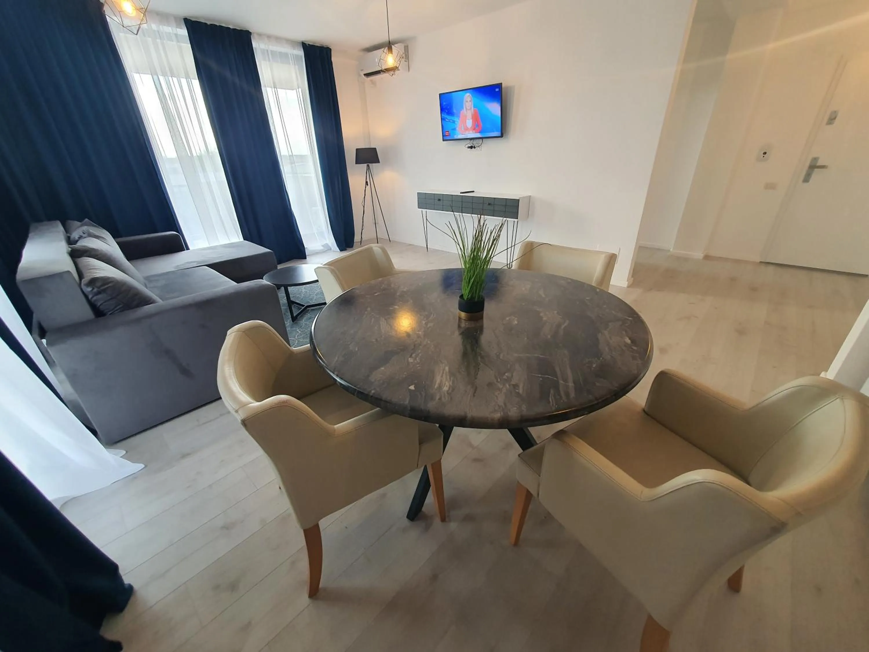 TV and multimedia in Grey Residence Apartments