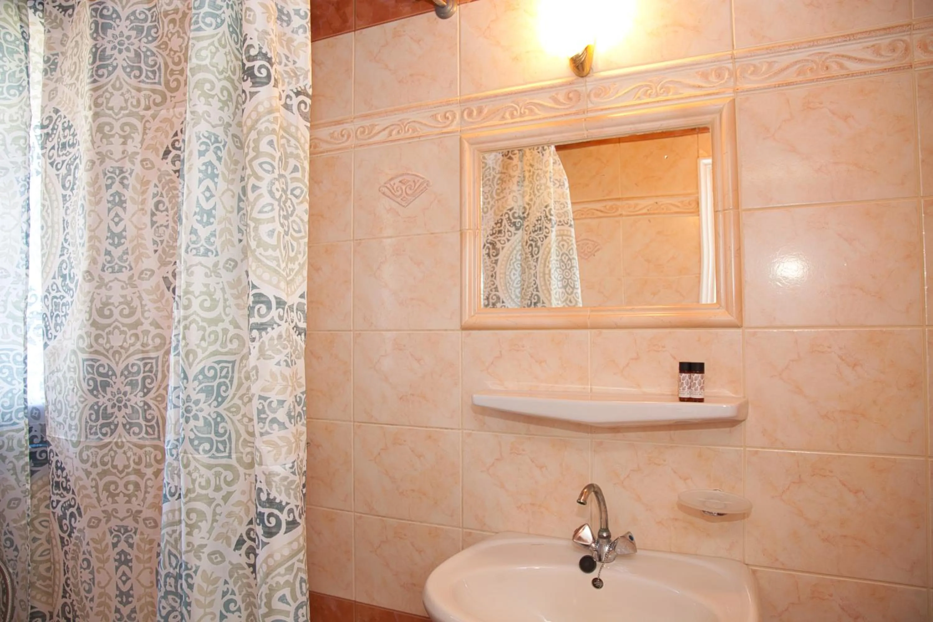 Bathroom in STUDIOS ATHENA