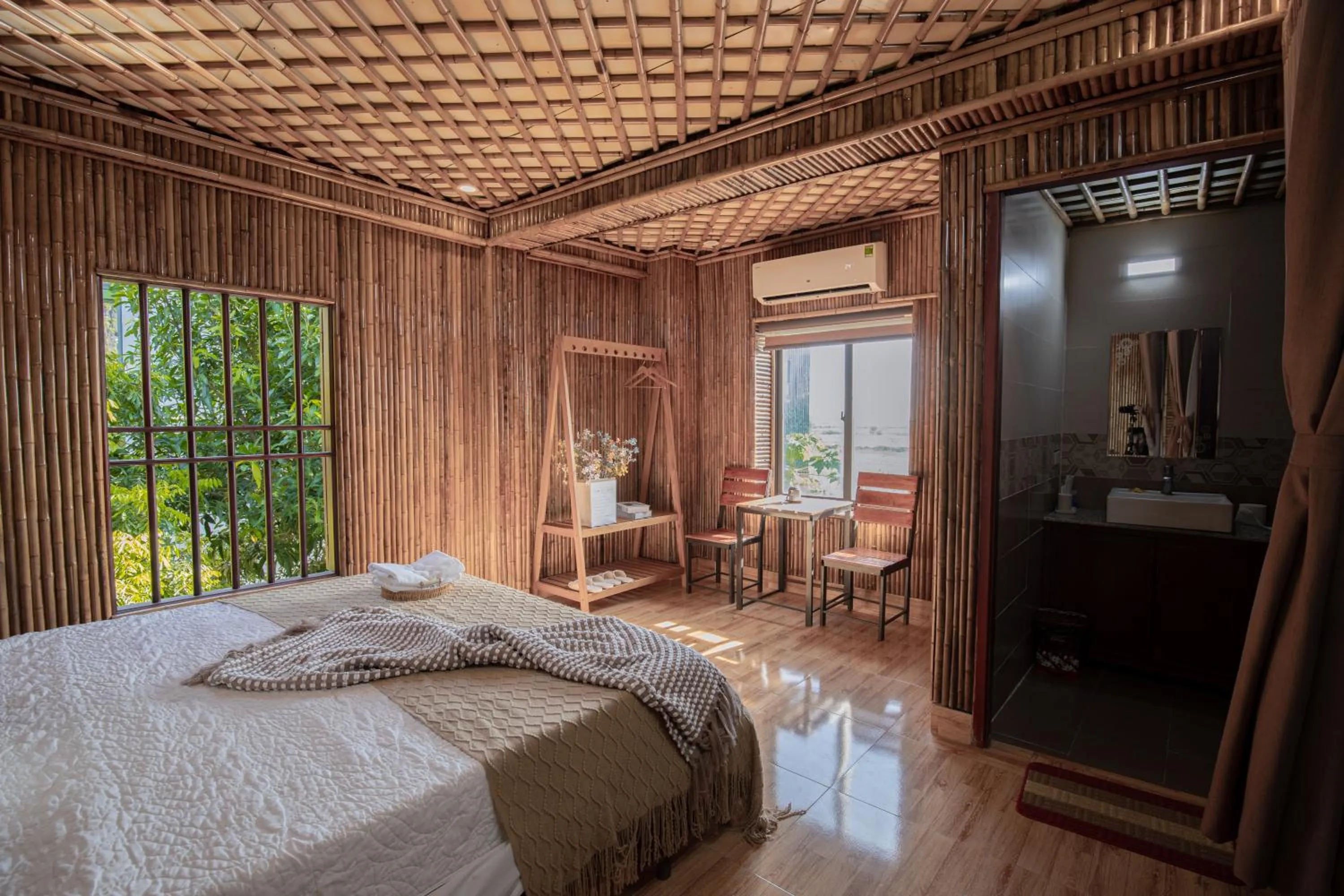 Bed in Bamboo Hill Villa