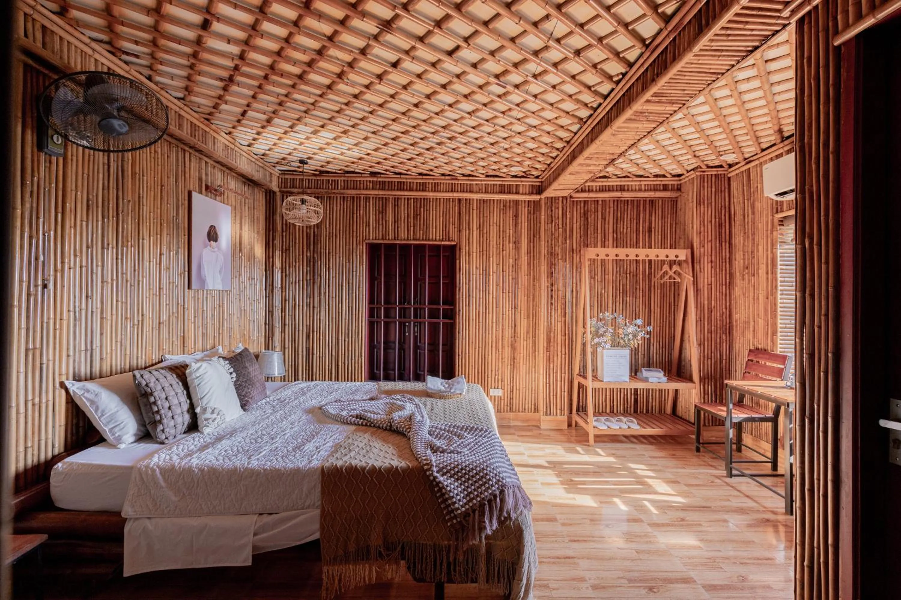 Bed in Bamboo Hill Villa