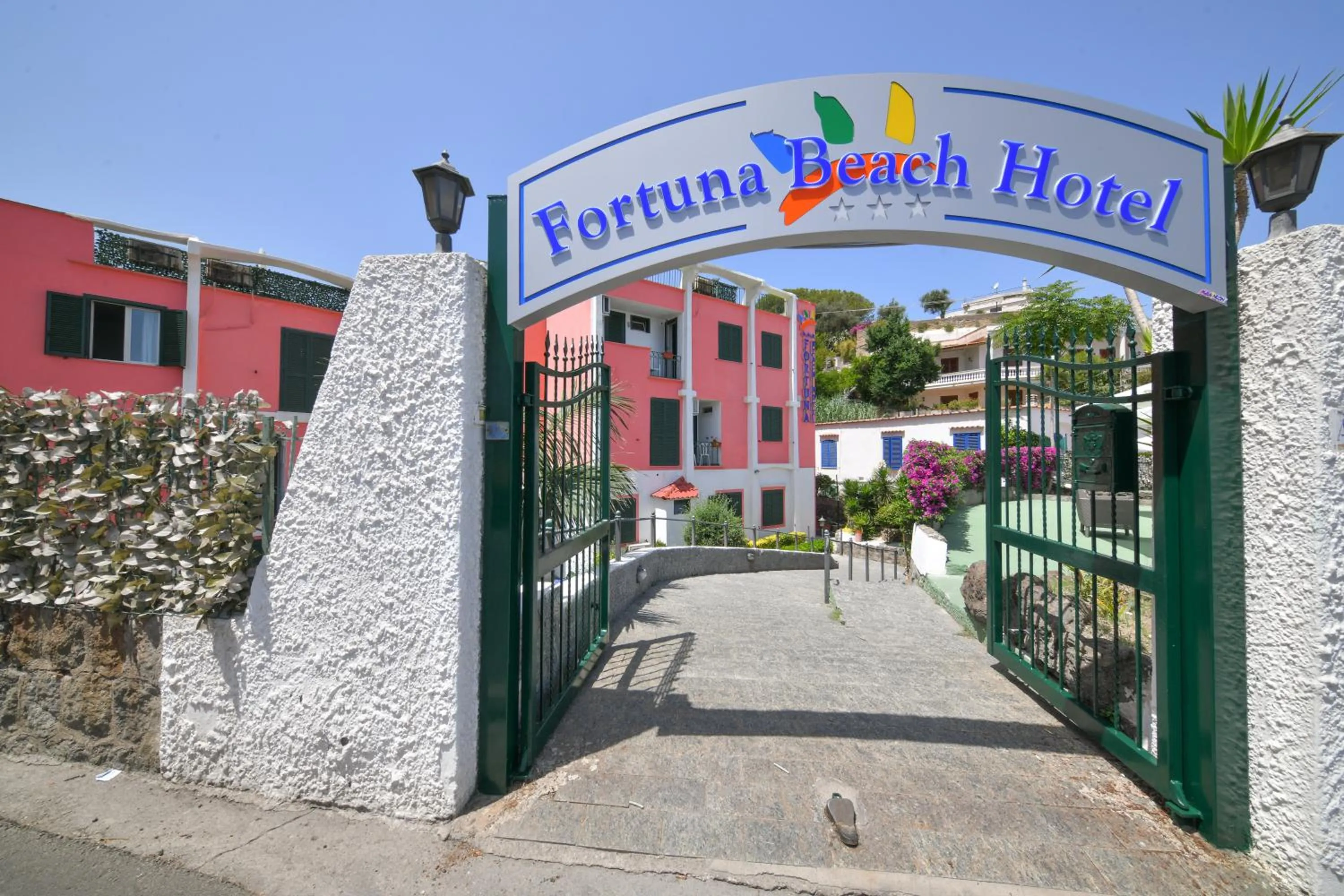 Facade/entrance in Fortuna Beach - Seaside Hotel