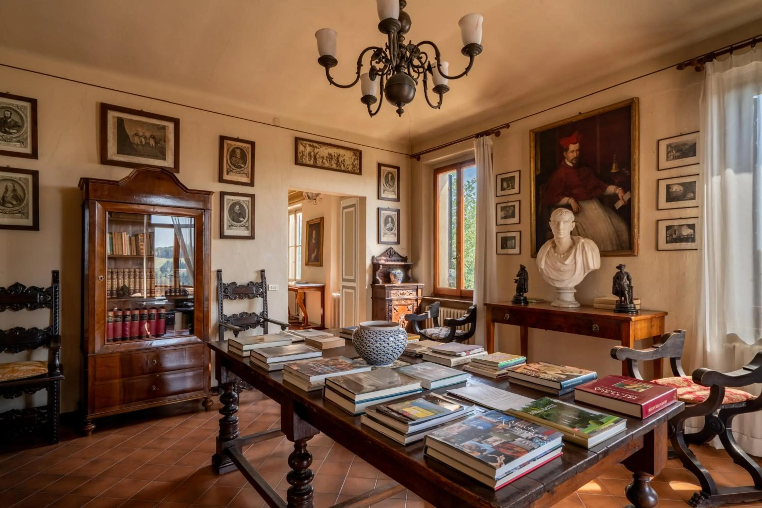 Meeting/conference room in Villa Cattani Stuart XVII secolo